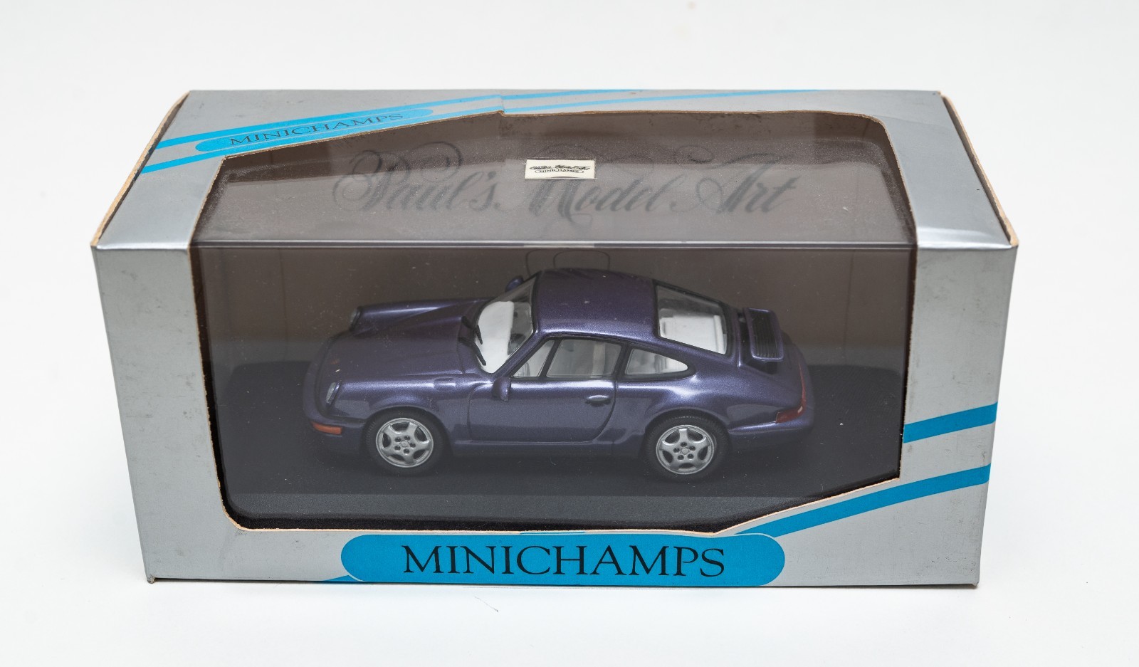 1992 Porsche 911 Carrera 2/4 Minichamps 1:43 model, rare purple color 1992 Porsche 911 Carrera 2/4 Minichamps 1:43 model, rare purple color