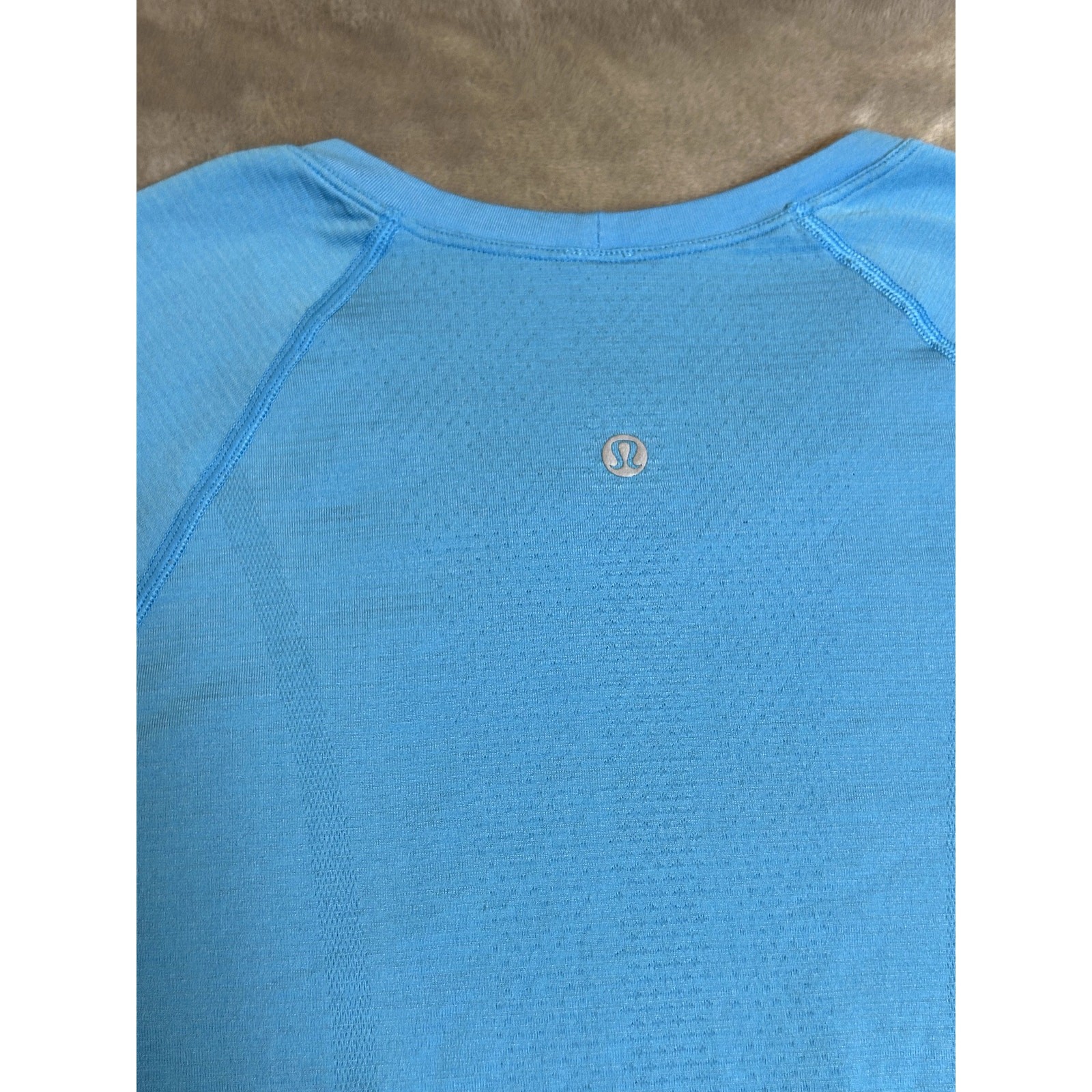 Lululemon Swiftly Tech Short Sleeve 2.0 Kayak Blue Light | M