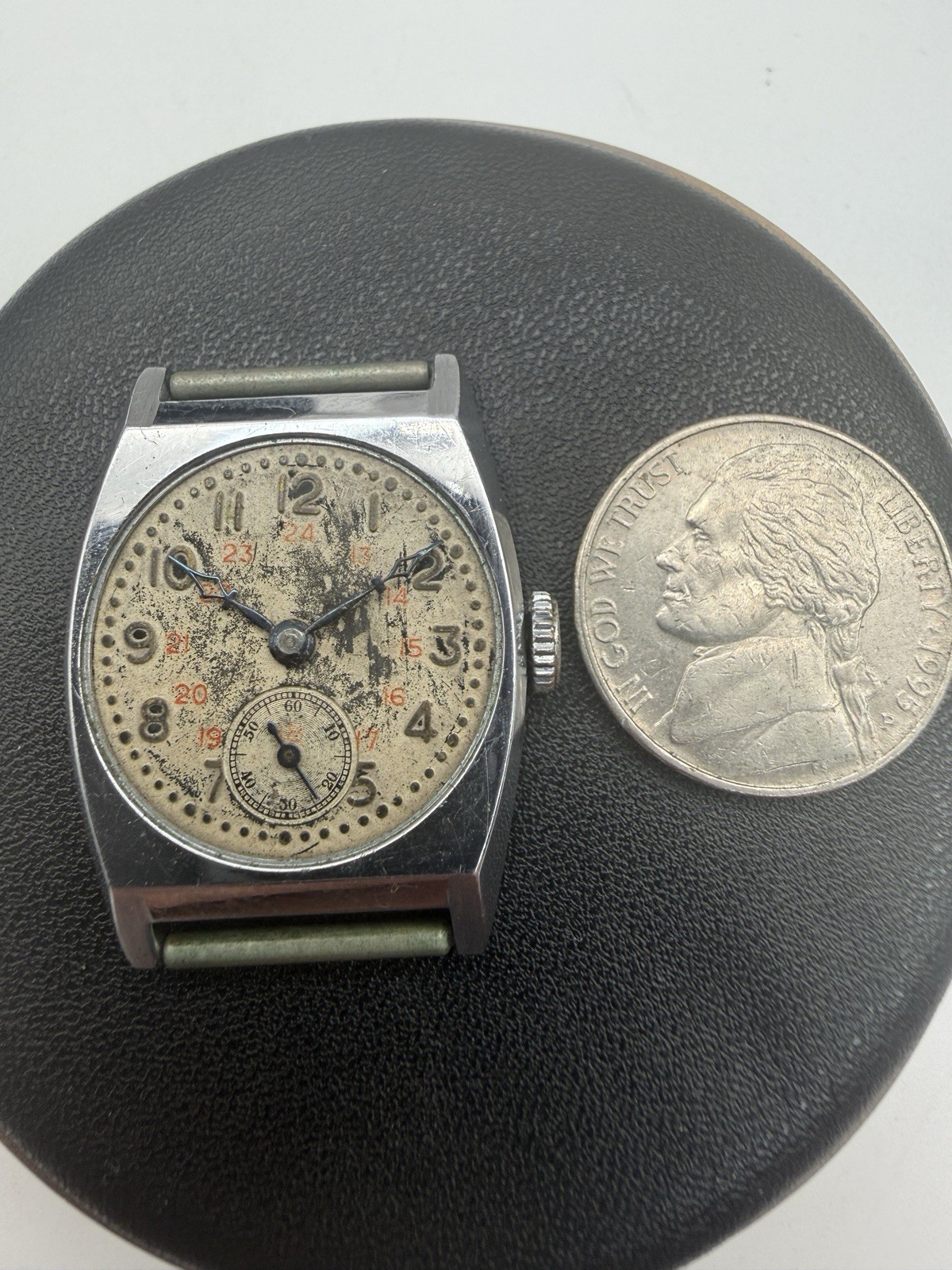 Seiko/Seikosha Vintage Military Style Watch. Runs. 1930's 1940's. No Crystal Seiko/Seikosha Vintage Military Style Watch. Runs. 1930's 1940's. No Crystal