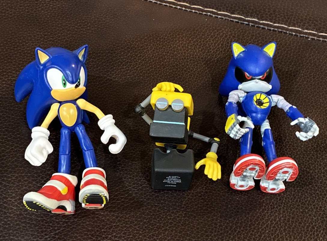 Sonic The Hedgehog Figure lot of 3 TOMY Jakks Pacific RARE TOMY CUBOT READ DESC Sonic The Hedgehog Figure lot of 3 TOMY Jakks Pacific RARE TOMY CUBOT READ DESC