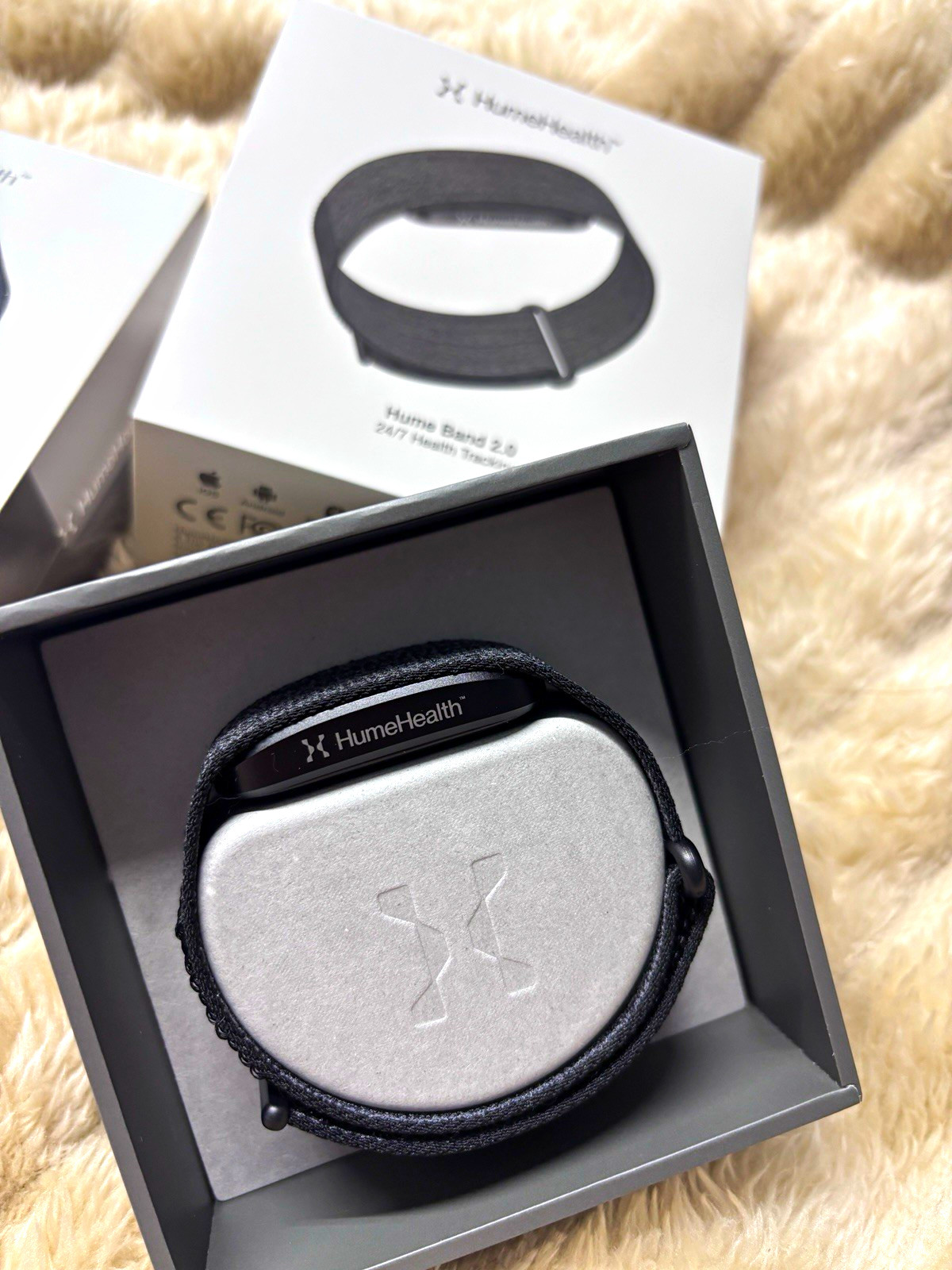 HumeHealth Hume Band 2.0 Activity Tracker Health Tracking iOS/Android Black HumeHealth Hume Band 2.0 Activity Tracker Health Tracking iOS/Android Black
