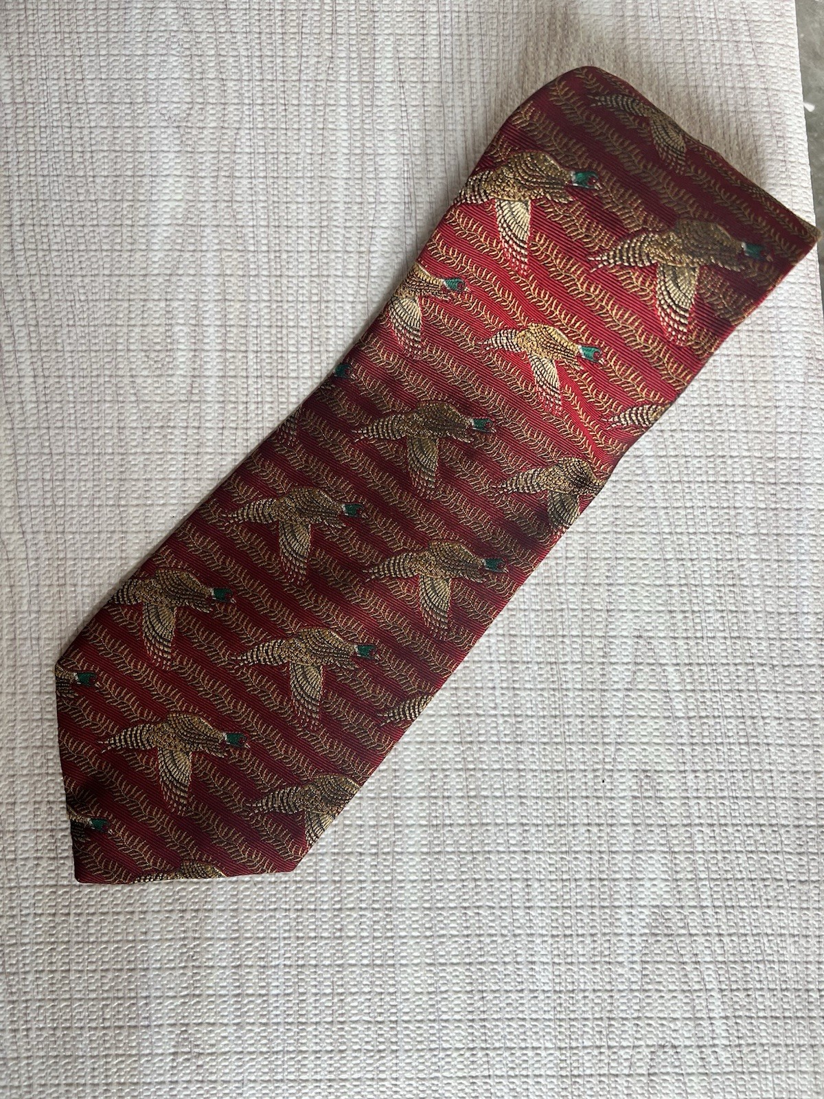 Vintage Robert Talbott Flying Mallard Duck Red & Gold Tie Vintage Robert Talbott Flying Mallard Duck Red & Gold Tie