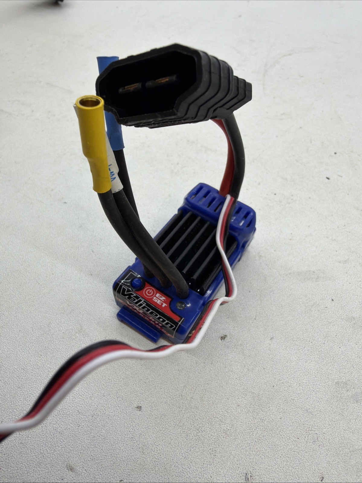 Traxxas E Revo 1/16th Brusheless ESC VXL-3m Waterproof 3S 11.1V 3375 Traxxas E Revo 1/16th Brusheless ESC VXL-3m Waterproof 3S 11.1V 3375