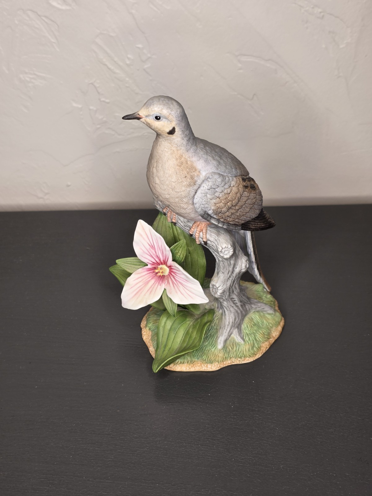 Mourning Dove Fine Porcelain Bird Figurine By Lenox 1999 Mourning Dove Fine Porcelain Bird Figurine By Lenox 1999