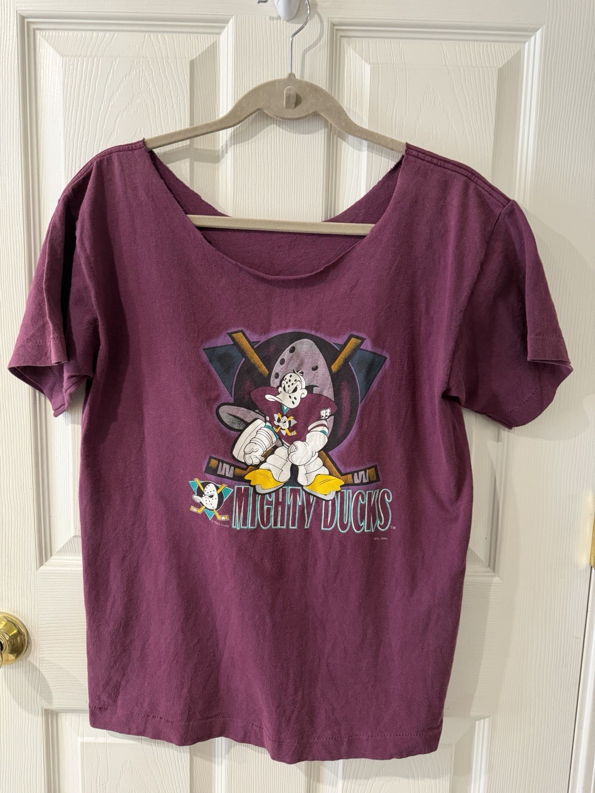 Vintage Distressed Anaheim Mighty Ducks Double Sided Graphic Tee Single Stitch Vintage Distressed Anaheim Mighty Ducks Double Sided Graphic Tee Single Stitch