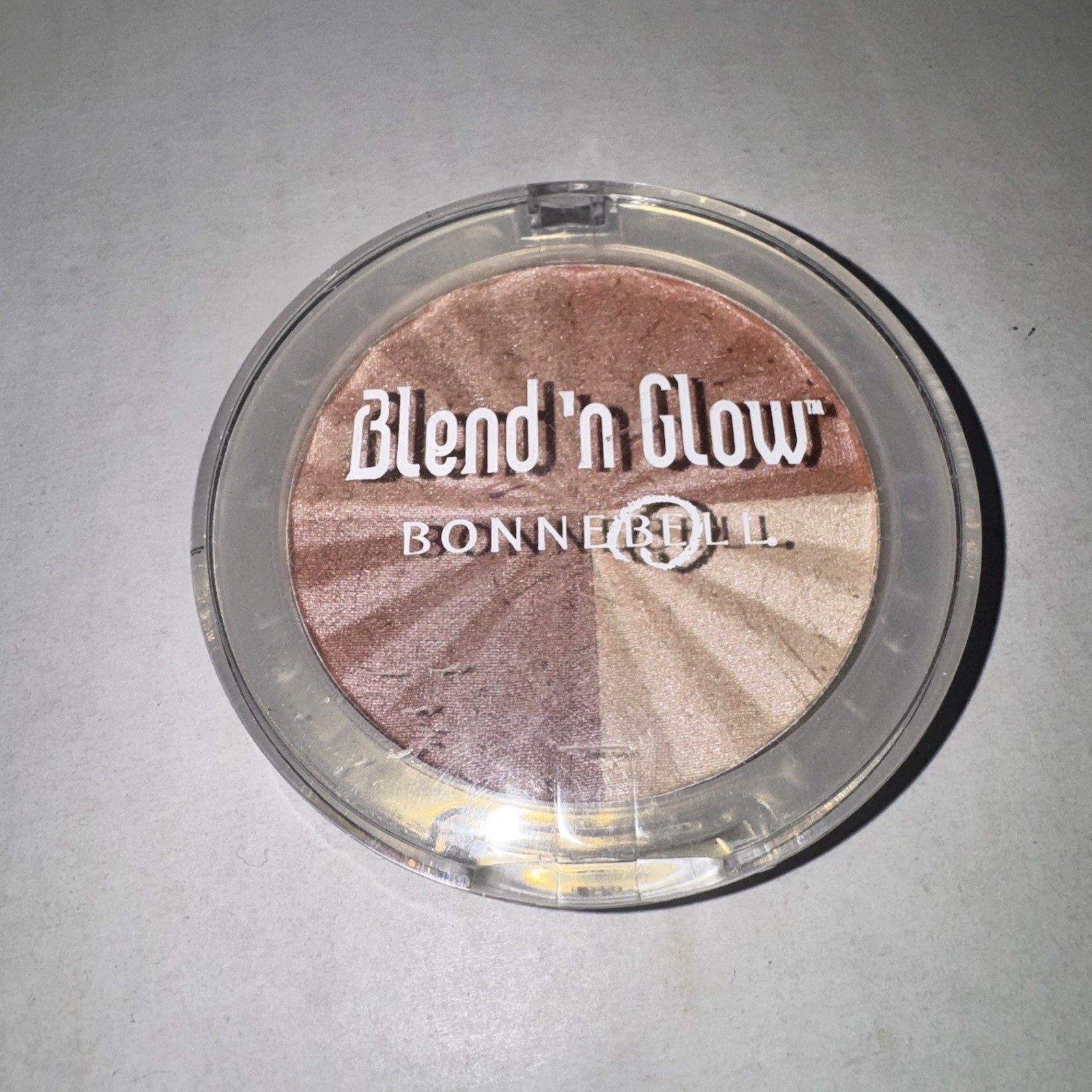 Vintage Bonne Bell Blend \'n Glow Multi Tone Face Powder Blush New Number 462 Vintage Bonne Bell Blend \'n Glow Multi Tone Face Powder Blush New Number 462