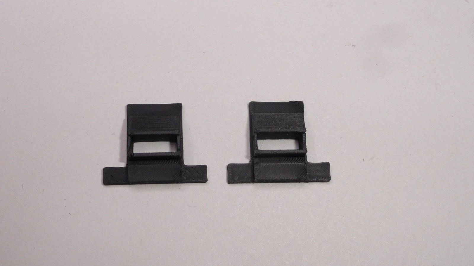 2 X Custom 3D Printed (Black) Pilots Front/Rear for Athearn Blue Box SD40-2, HO