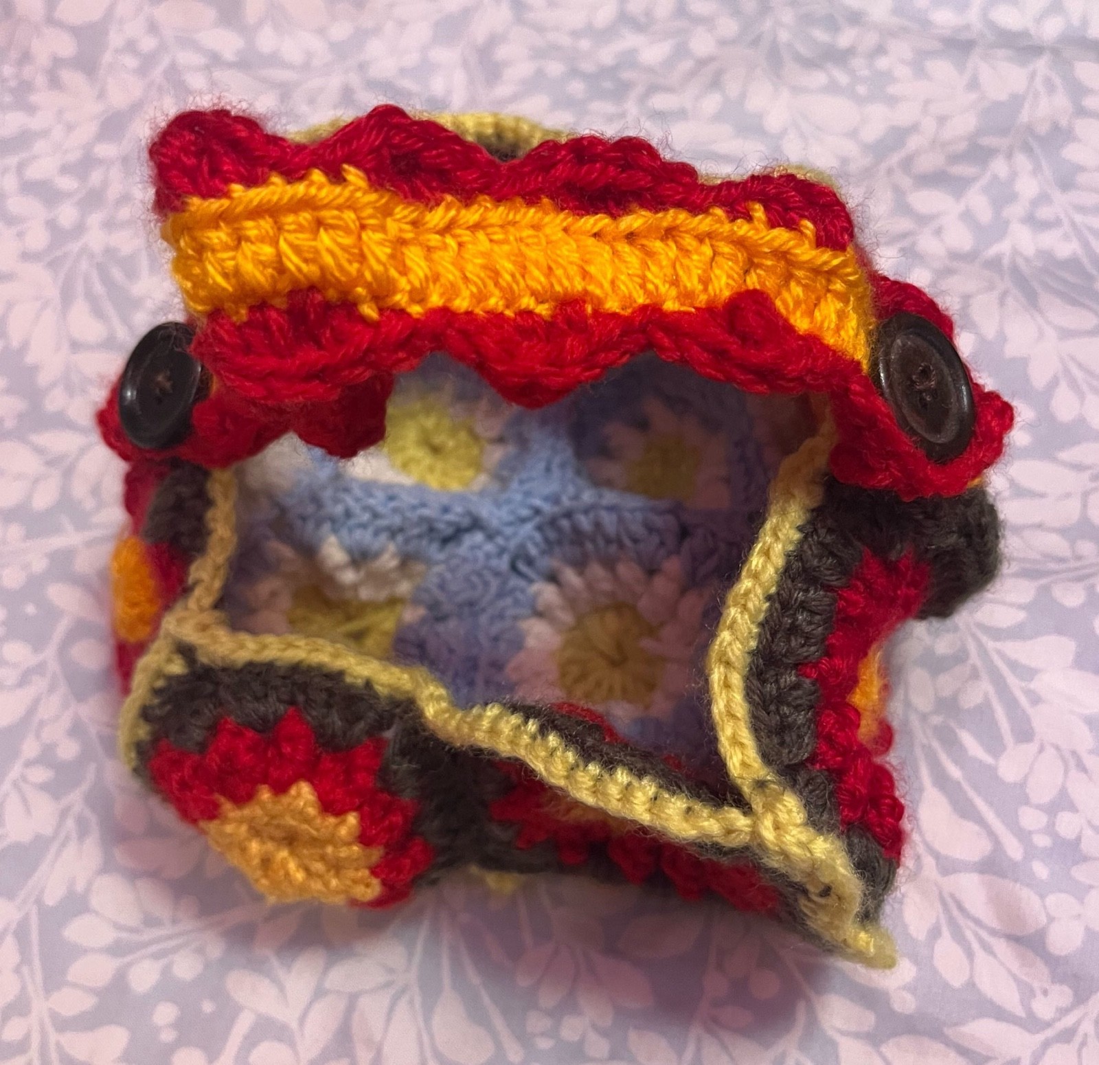 Small Handmade Crochet Bag - Red Green Flower Pattern Small Handmade Crochet Bag - Red Green Flower Pattern
