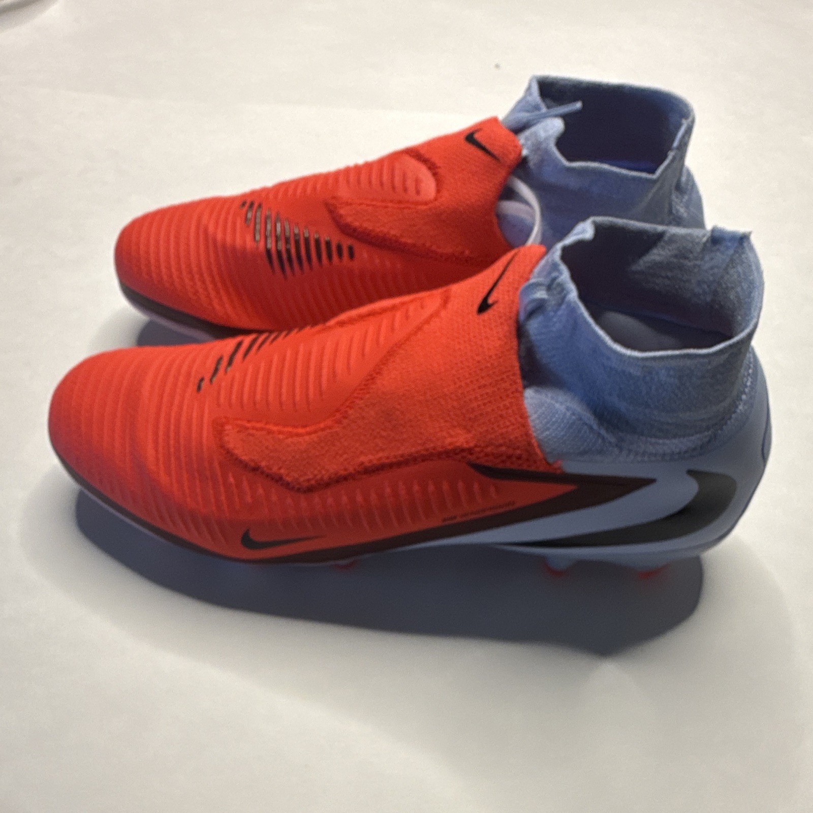 NIKE PHANTOM 6 HIGH PRO FG - SCARY GOOD MSRP $180 Men's Size 8