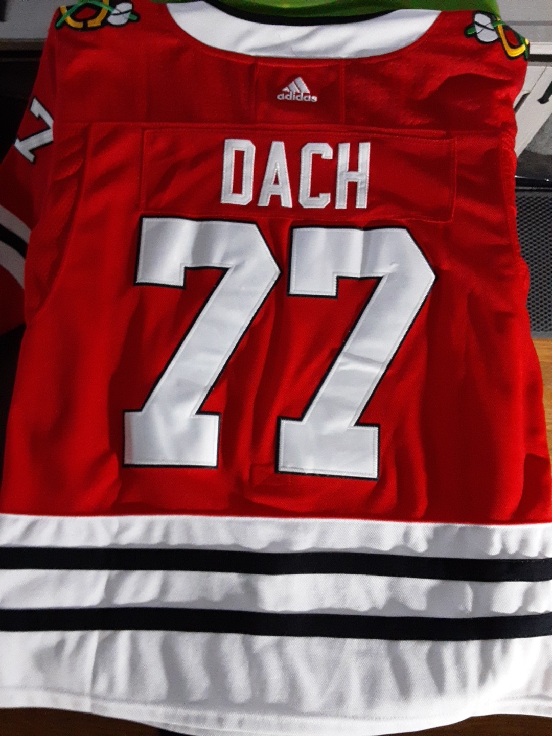 ADIDAS Authentic NHL Jersey Chicago Blackhawks Kirby Dach Red #77 ADIDAS Authentic NHL Jersey Chicago Blackhawks Kirby Dach Red #77