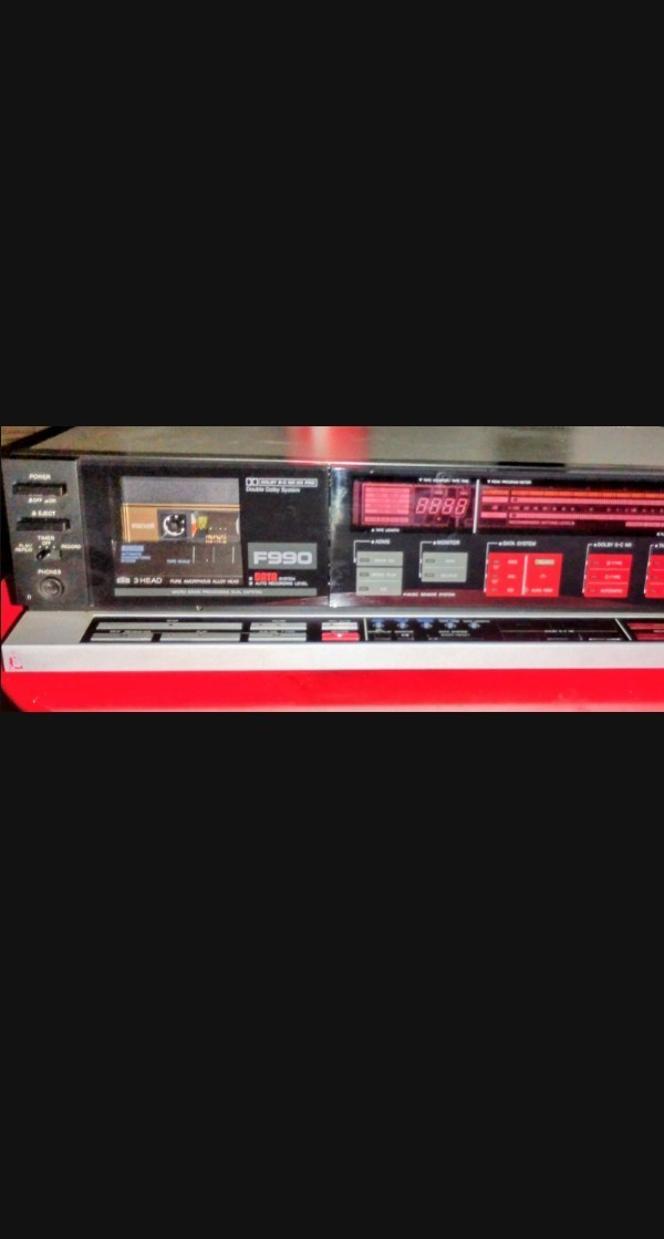 Vintage 1983 AIWA AD-F990U Audiophile Stereo Cassette Deck RARE- Vintage 1983 AIWA AD-F990U Audiophile Stereo Cassette Deck RARE-