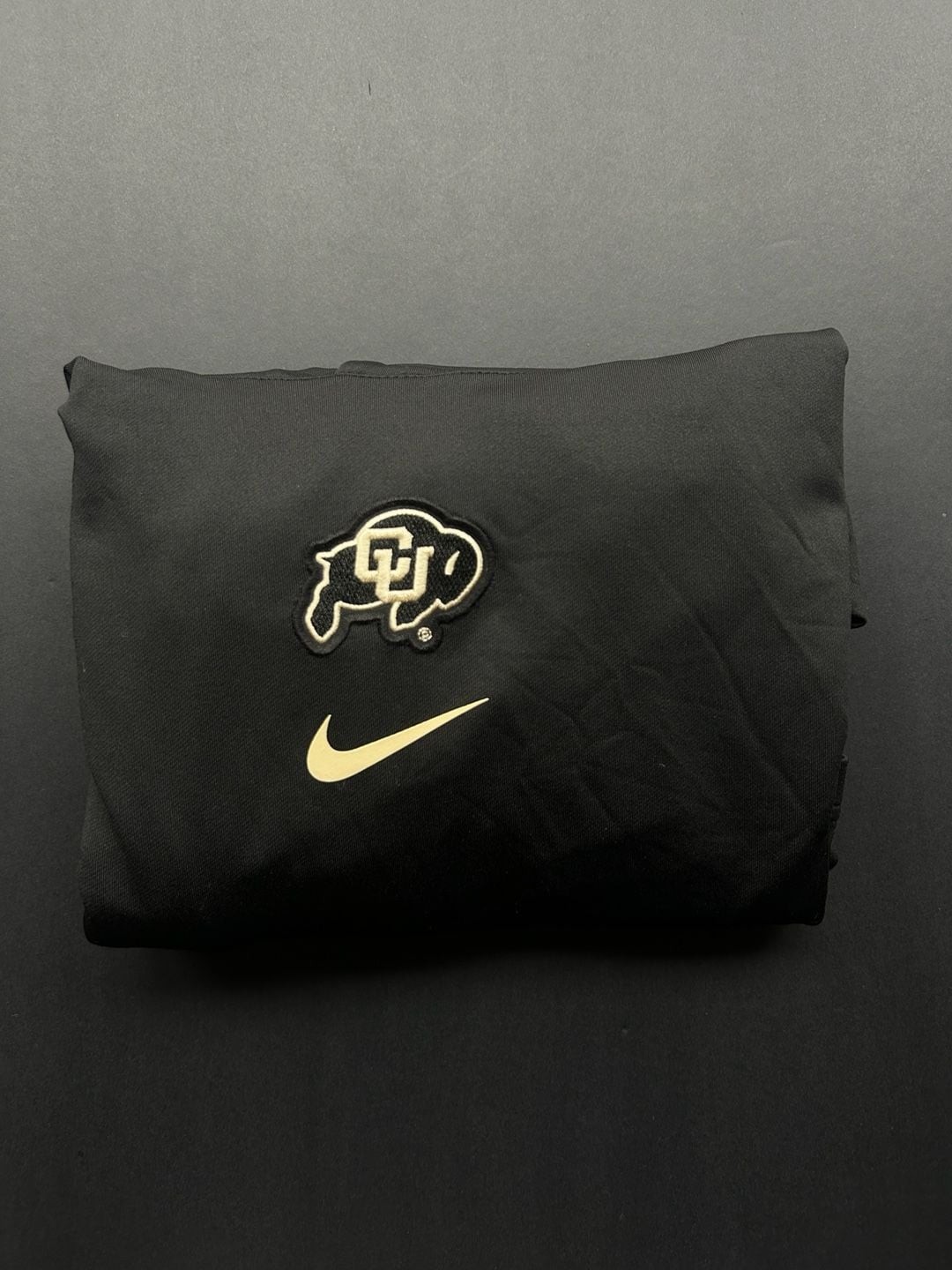 Nike Colorado Buffaloes Hoodie Size XL Black Dri-Fit Nike Colorado Buffaloes Hoodie Size XL Black Dri-Fit