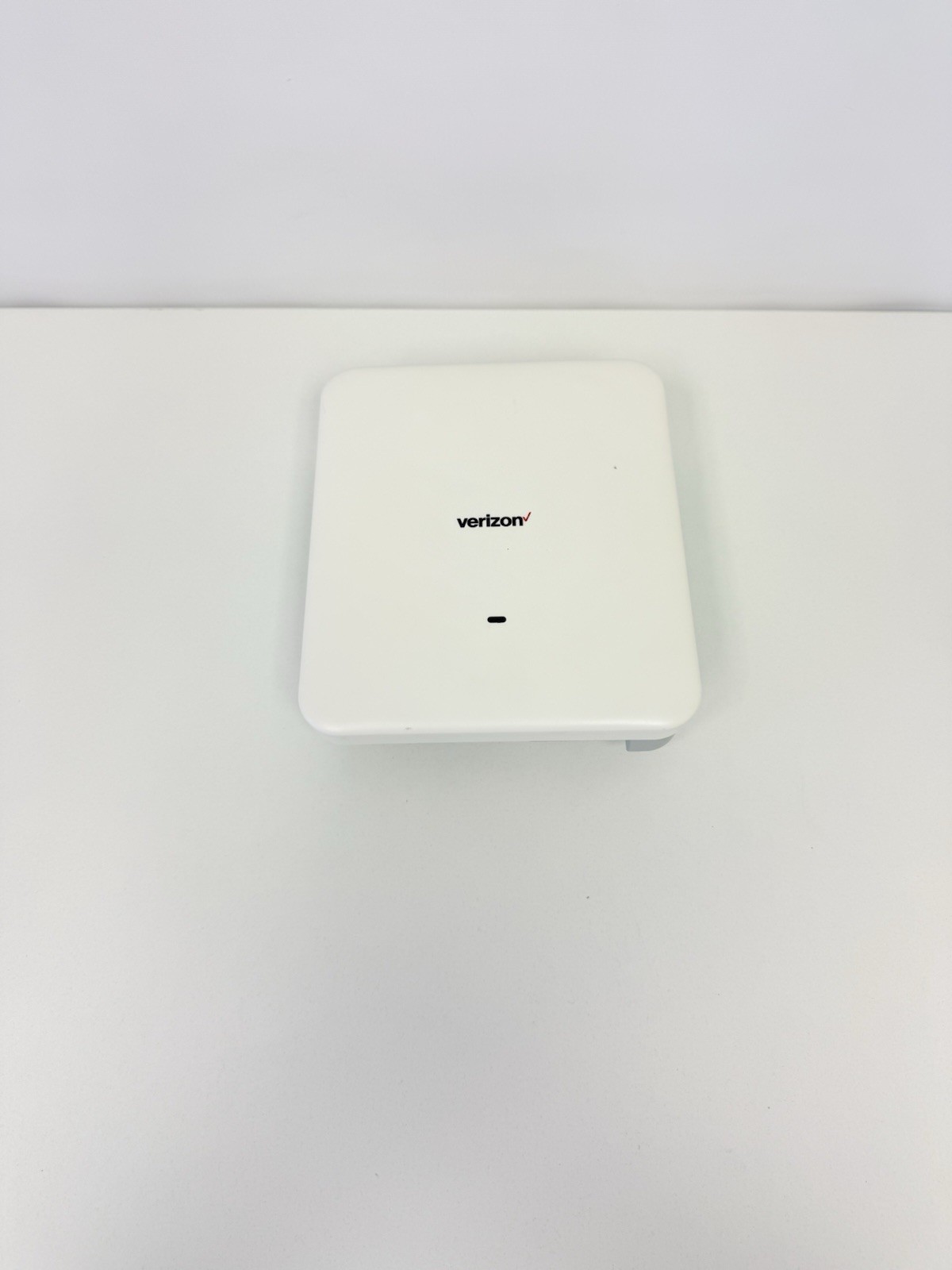 SAMSUNG SLS-BU10G 4G LTE NETWORK EXTENDER 2 FOR ENTERPRISE -VERIZON SAMSUNG SLS-BU10G 4G LTE NETWORK EXTENDER 2 FOR ENTERPRISE -VERIZON
