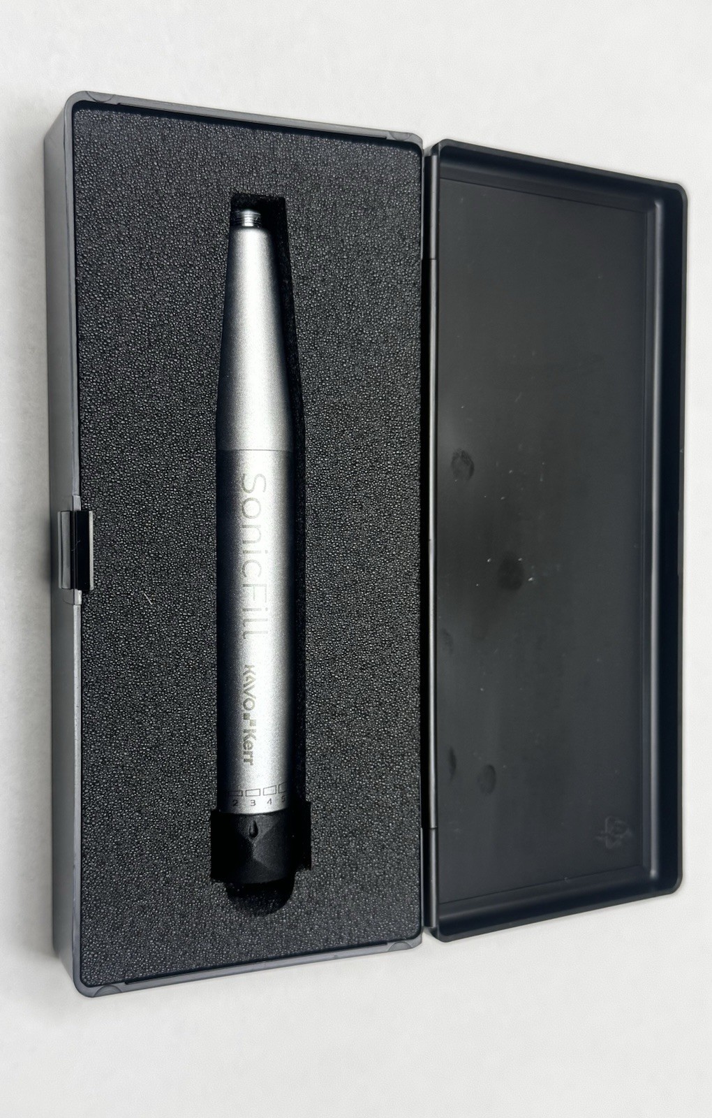 Kerr SonicFill Handpiece 34920 BRAND NEW in Box Dental Composite Delivery System Kerr SonicFill Handpiece 34920 BRAND NEW in Box Dental Composite Delivery System