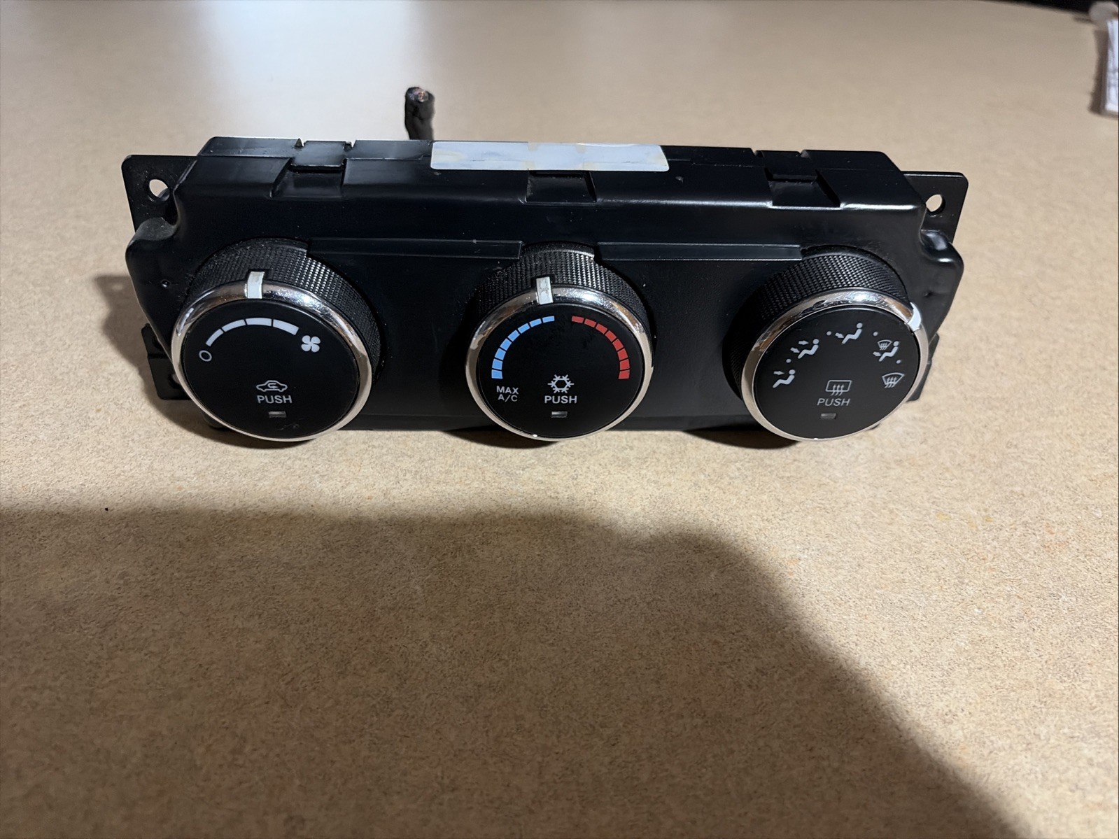 2010 - 2012 Dodge Ram A/C Heater Climate Control 55111290AD 2010 - 2012 Dodge Ram A/C Heater Climate Control 55111290AD
