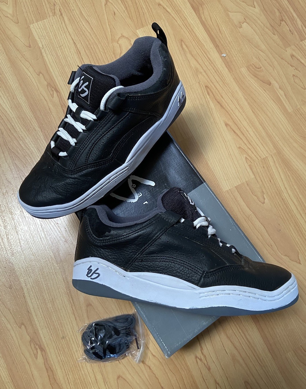Vtg 90s eS Contour Skate Shoe Sz 9.5 Men’s Chunky Leather Deadstock Rare Vtg 90s eS Contour Skate Shoe Sz 9.5 Men’s Chunky Leather Deadstock Rare