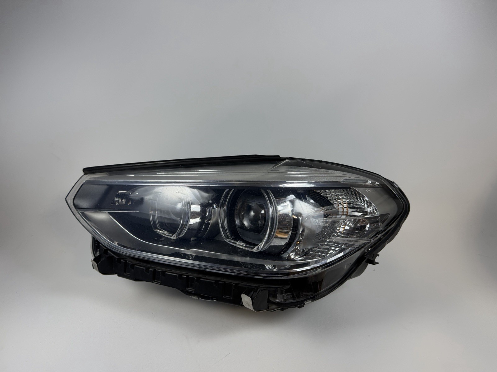 2018-2021 BMW X3 X4 G01 LED NON-AFS DRIVER LEFT SIDE HEADLIGHT (OEM)