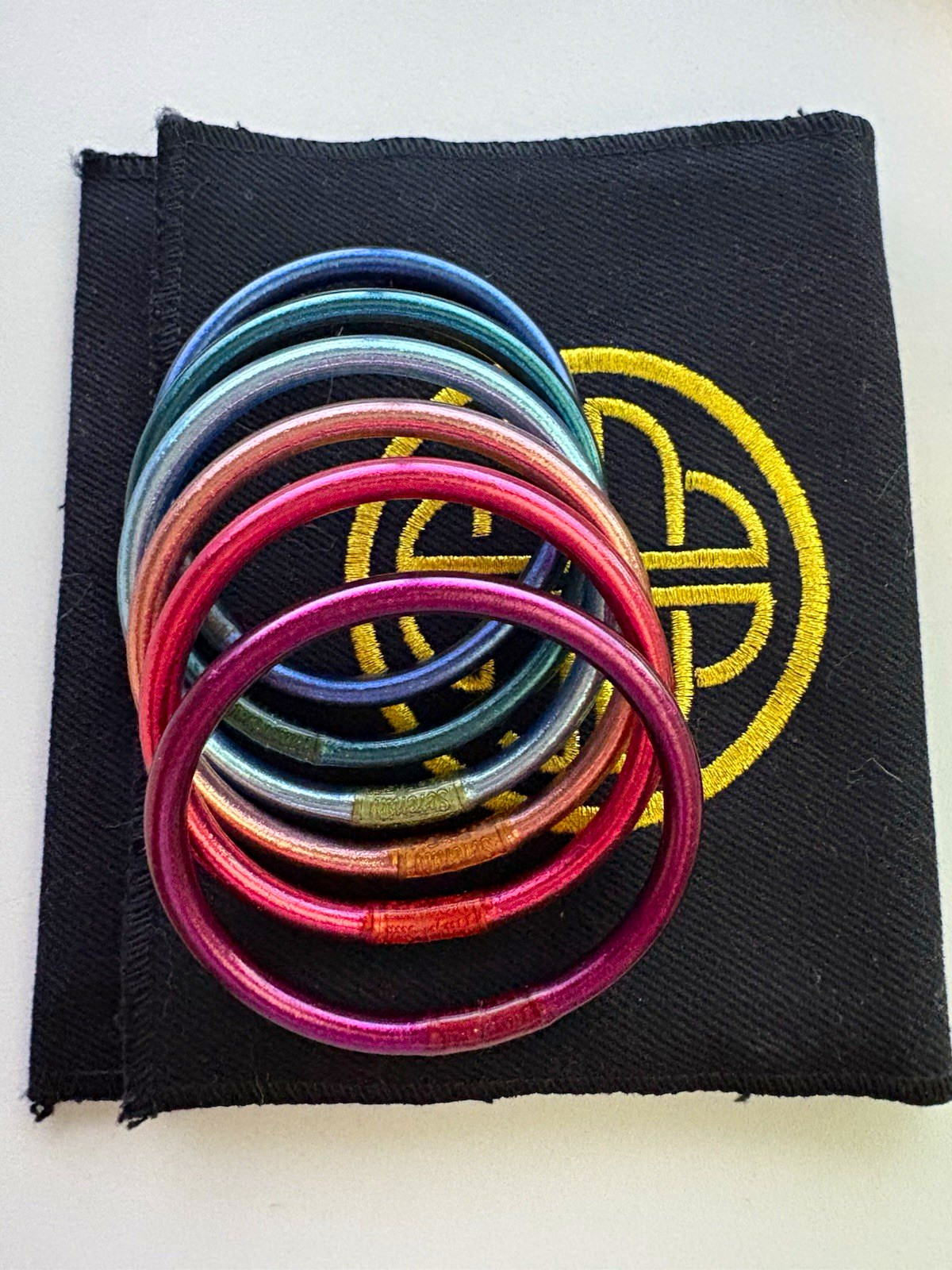 BuDhaGirl Stackable Pink and Blue Gradient Bangle Bracelet Set, sm, Black Pouch BuDhaGirl Stackable Pink and Blue Gradient Bangle Bracelet Set, sm, Black Pouch
