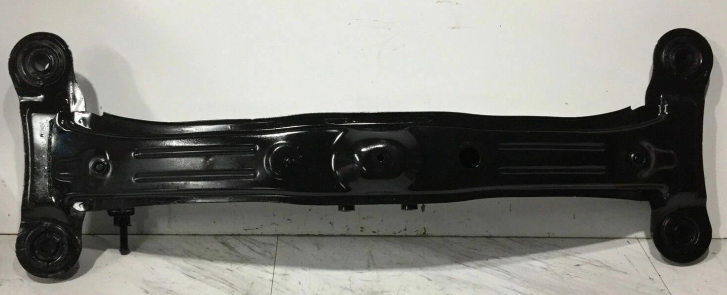 1992-96 Toyota Camry ES300 95 96 Avalon Rear Crossmember Sub K Frame subframe