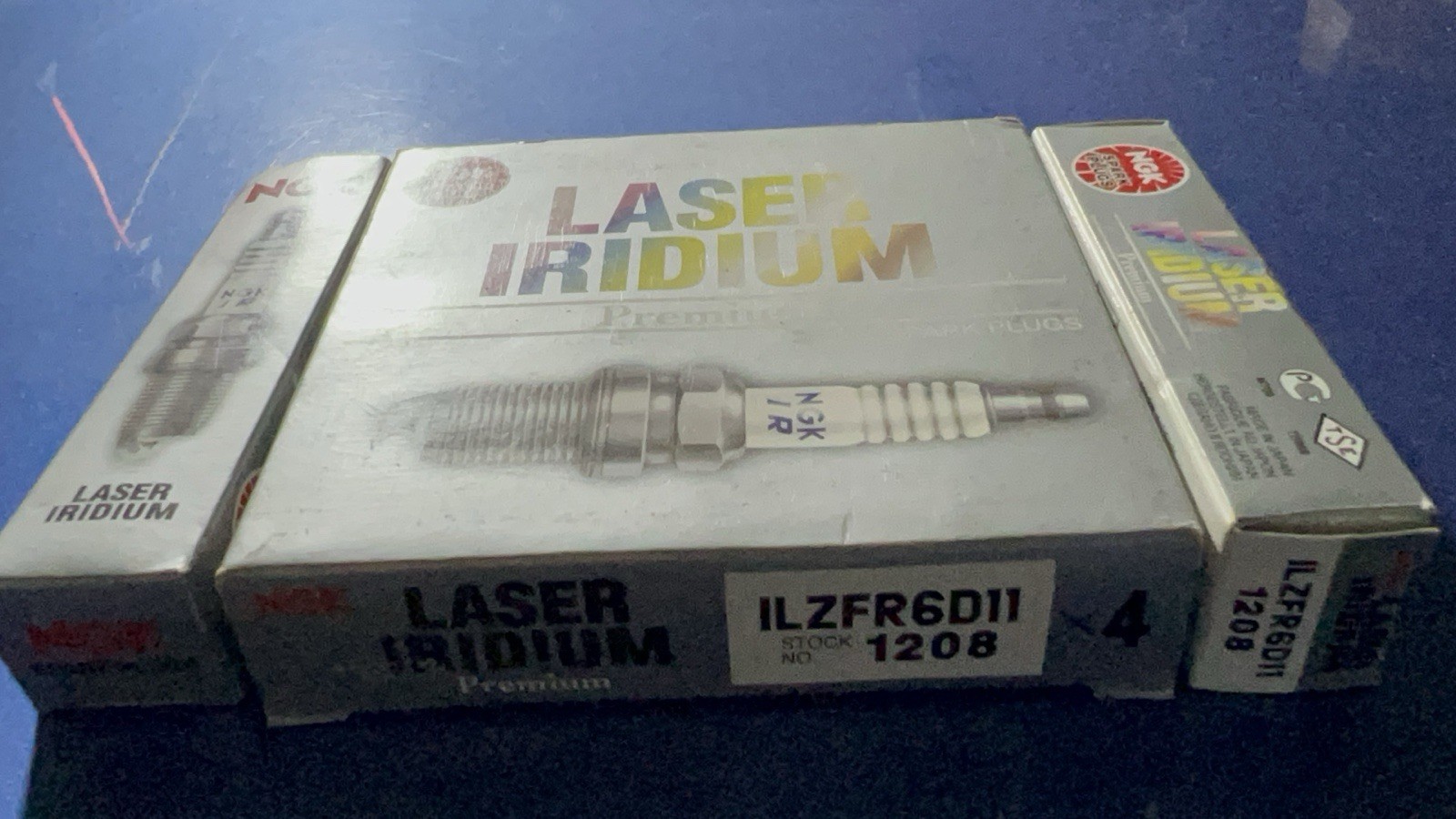Genuine NGK LASER IRIDIUM Spark Plug ILZFR6D11 6PCS Genuine NGK LASER IRIDIUM Spark Plug ILZFR6D11 6PCS