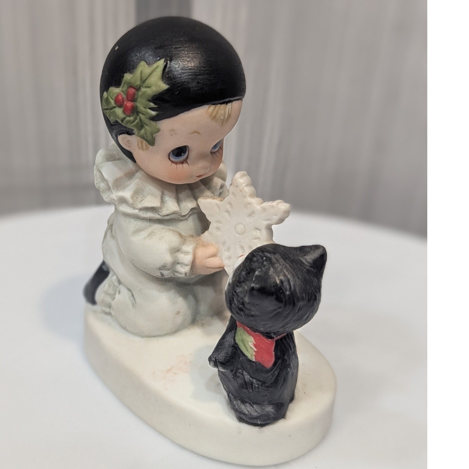 Pierrot and PFT Vintage 1984 Enesco Clown Child Kitten Snowflake Figurine E-6448 Pierrot and PFT Vintage 1984 Enesco Clown Child Kitten Snowflake Figurine E-6448