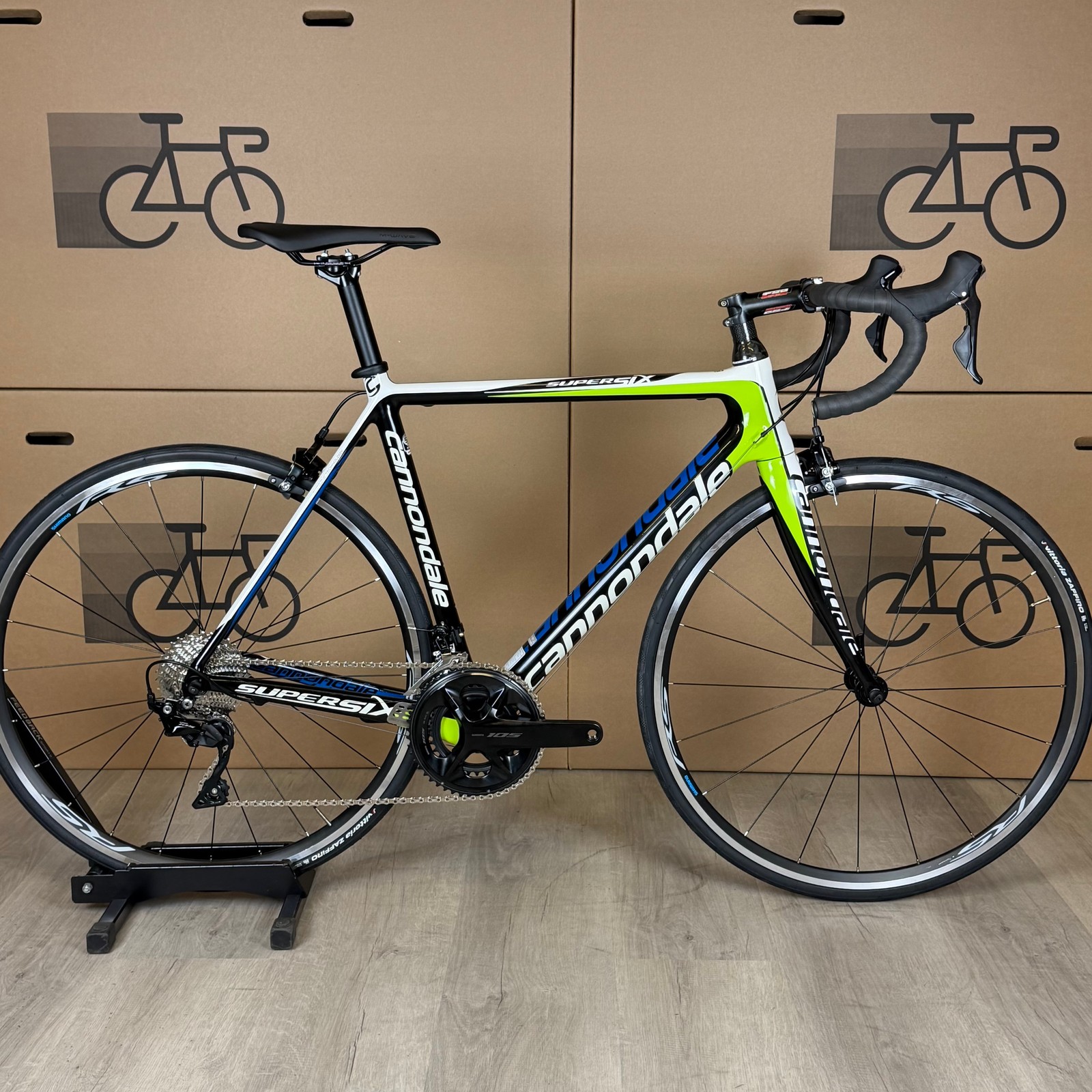 Used Cannondale Supersix, New 11-speed Shimano 105, Carbon Fiber Road Bike-2013 Used Cannondale Supersix, New 11-speed Shimano 105, Carbon Fiber Road Bike-2013