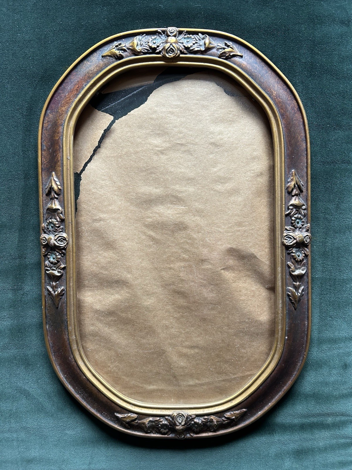 Antique Oval Wood Frame With Convex Glass ~ Ornate Floral Detail Antique Oval Wood Frame With Convex Glass ~ Ornate Floral Detail