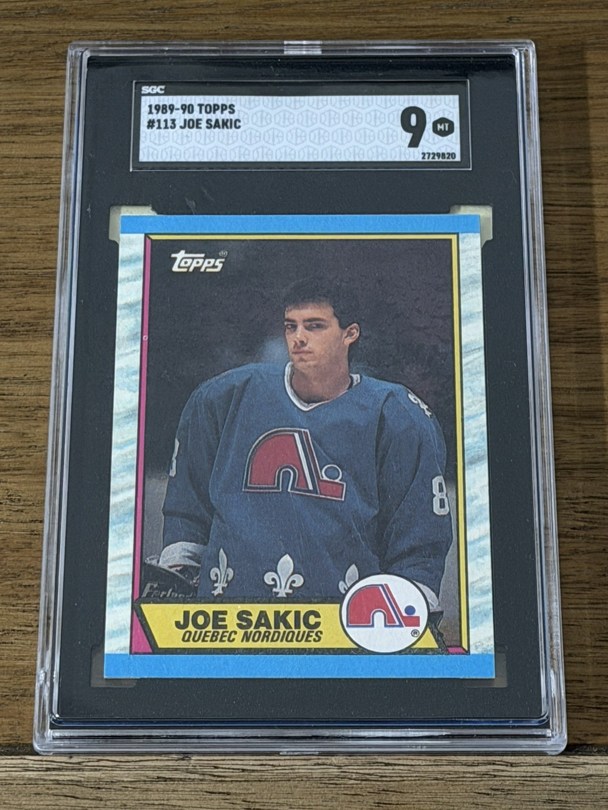 1989-90 Topps Joe Sakic Rookie SGC 9 Quebec Nordiques #113 1989-90 Topps Joe Sakic Rookie SGC 9 Quebec Nordiques #113