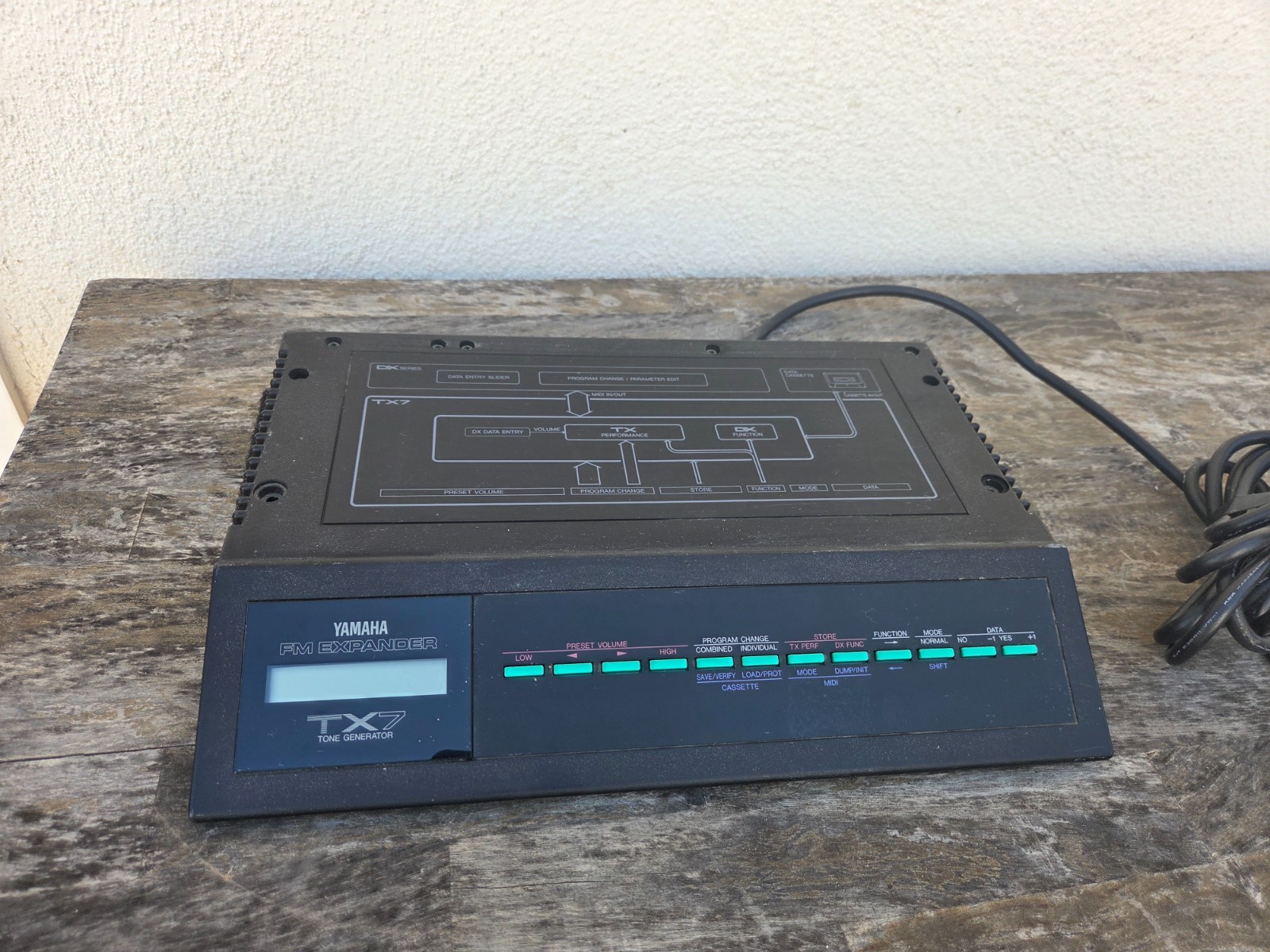 Vintage Yamaha TX7 Tone Generator FM Expander Vintage Yamaha TX7 Tone Generator FM Expander