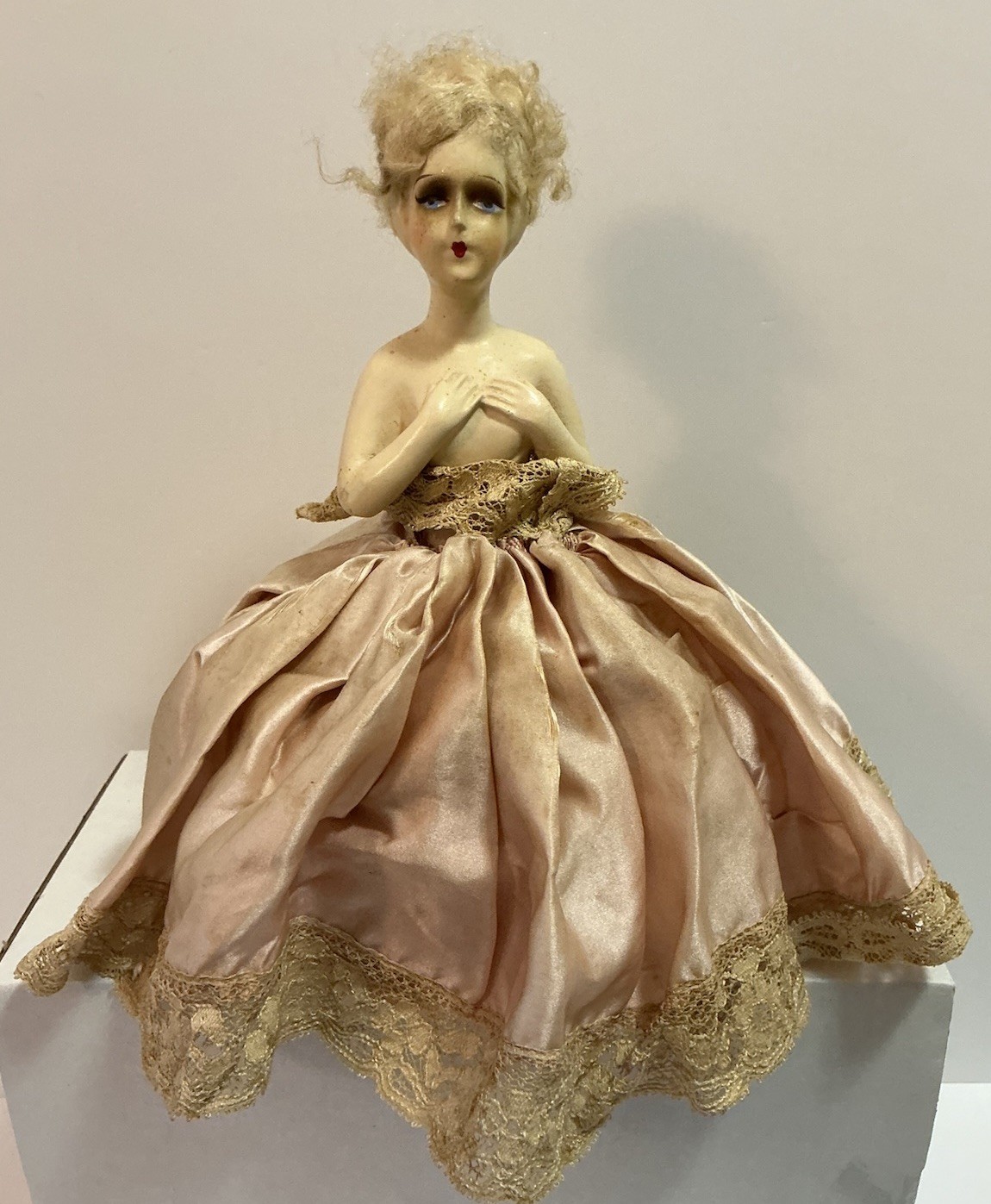 ANTIQUE GERMAN PIN CUSHION BOUDOIR HALF DOLL BLONDE MOHAIR ART DECO 10” ANTIQUE GERMAN PIN CUSHION BOUDOIR HALF DOLL BLONDE MOHAIR ART DECO 10”