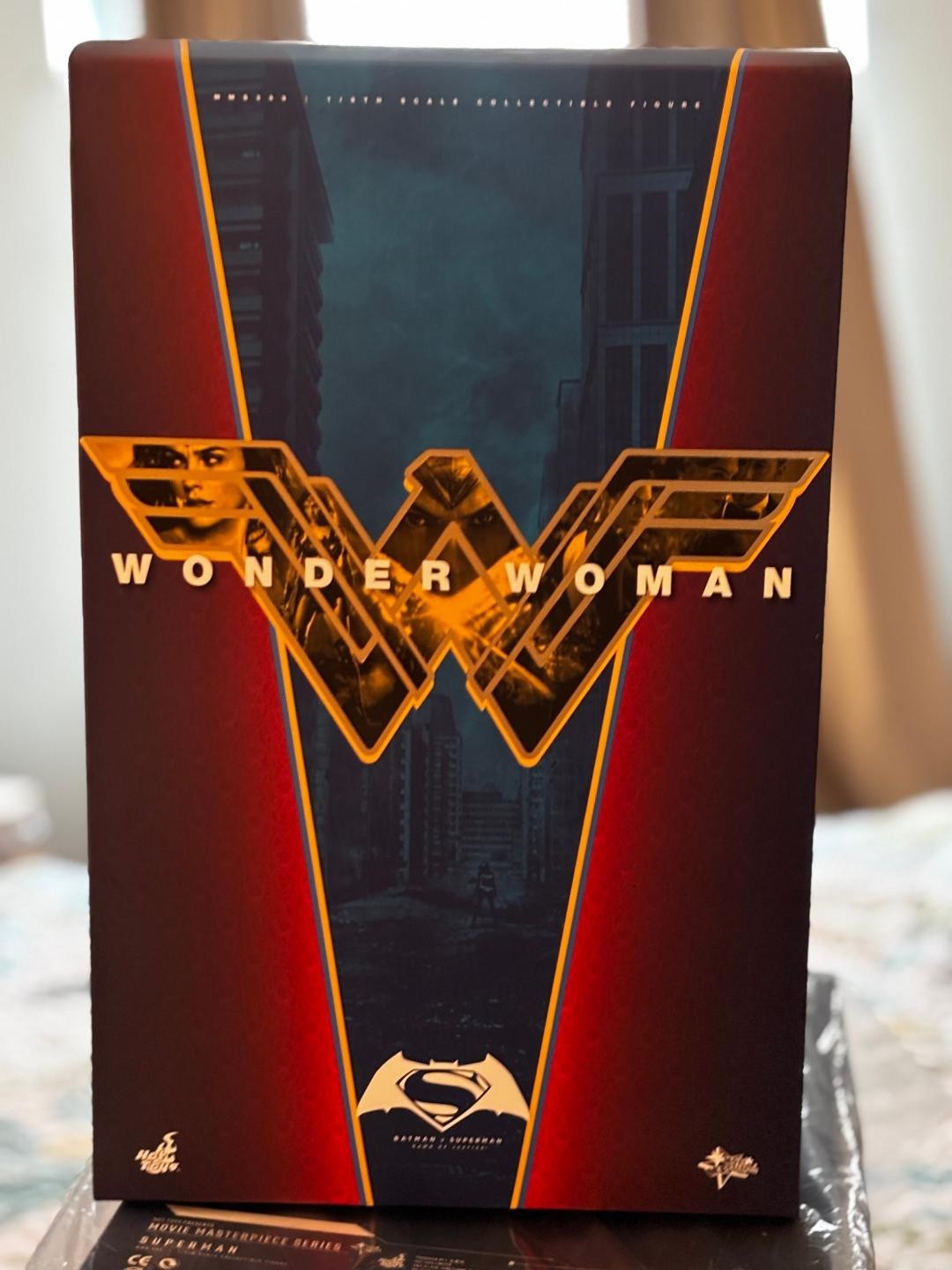 Hot Toys MMS359 Batman vs Superman: Dawn of Justice Wonder Woman Action Figure Hot Toys MMS359 Batman vs Superman: Dawn of Justice Wonder Woman Action Figure
