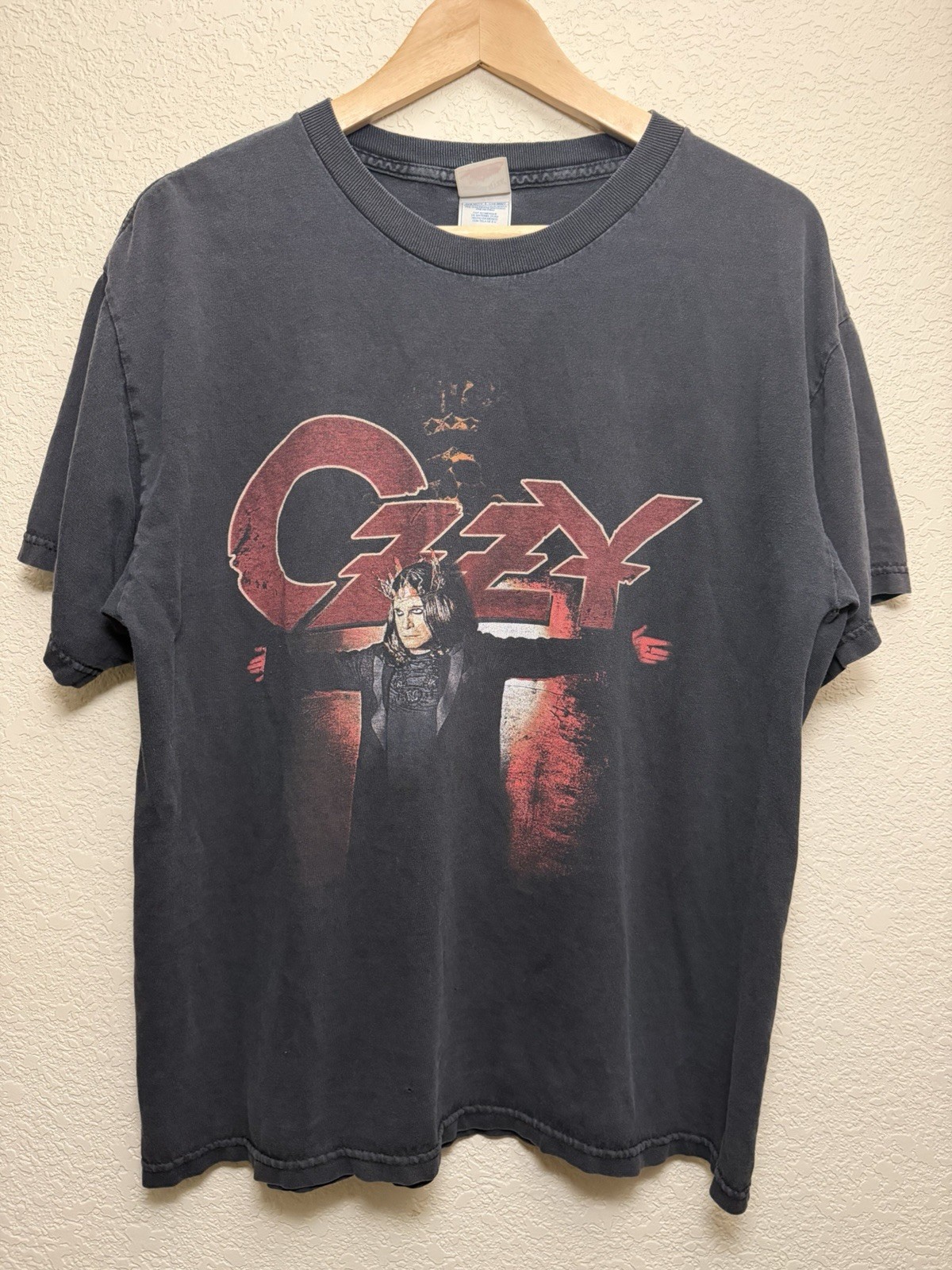 Vintage 2007 Ozzy Osbourne Black Rain Tour T-Shirt Size Large Vintage 2007 Ozzy Osbourne Black Rain Tour T-Shirt Size Large