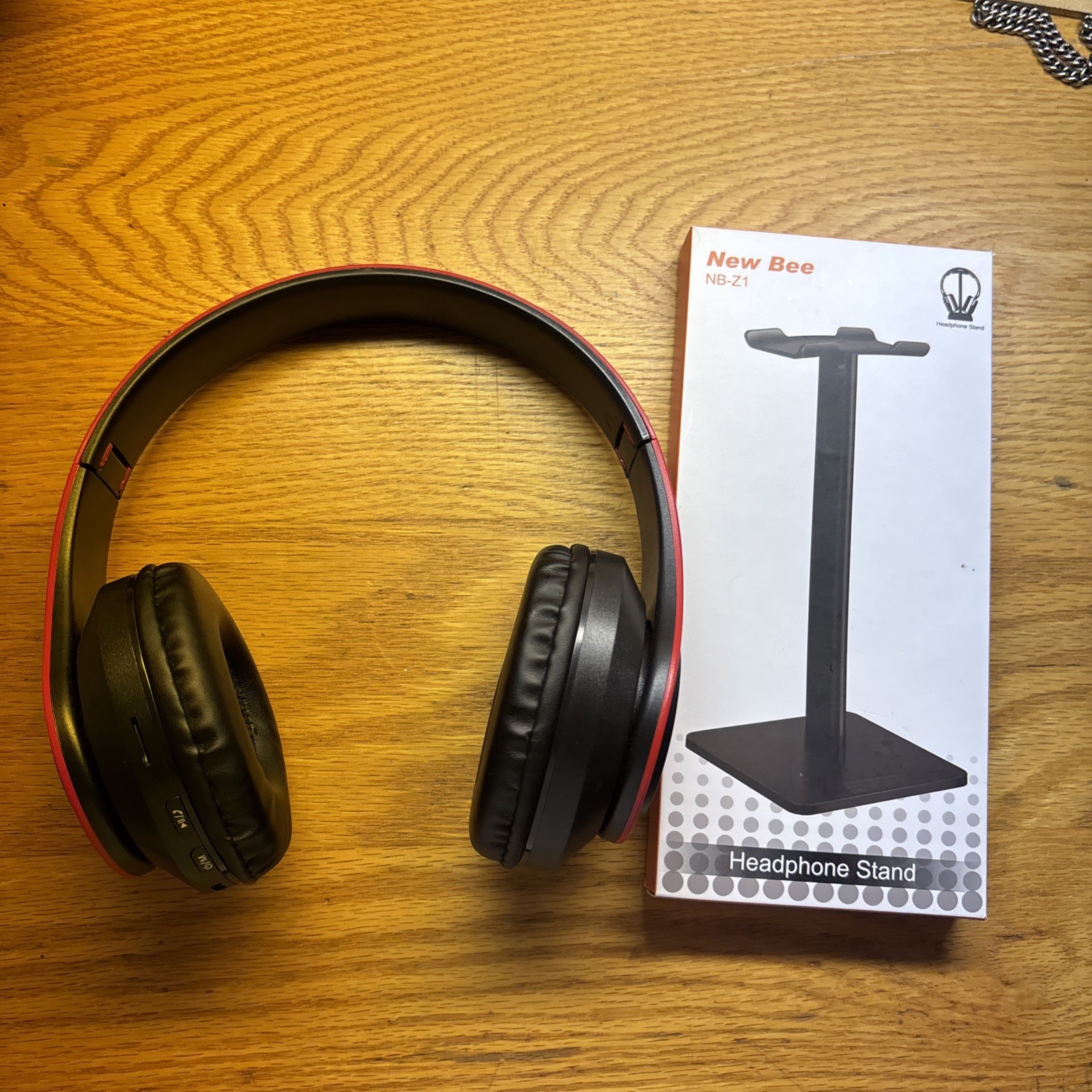 B39 Wireless Bluetooth Over Ear Headphones With Headphone Stand Tested B39 Wireless Bluetooth Over Ear Headphones With Headphone Stand Tested