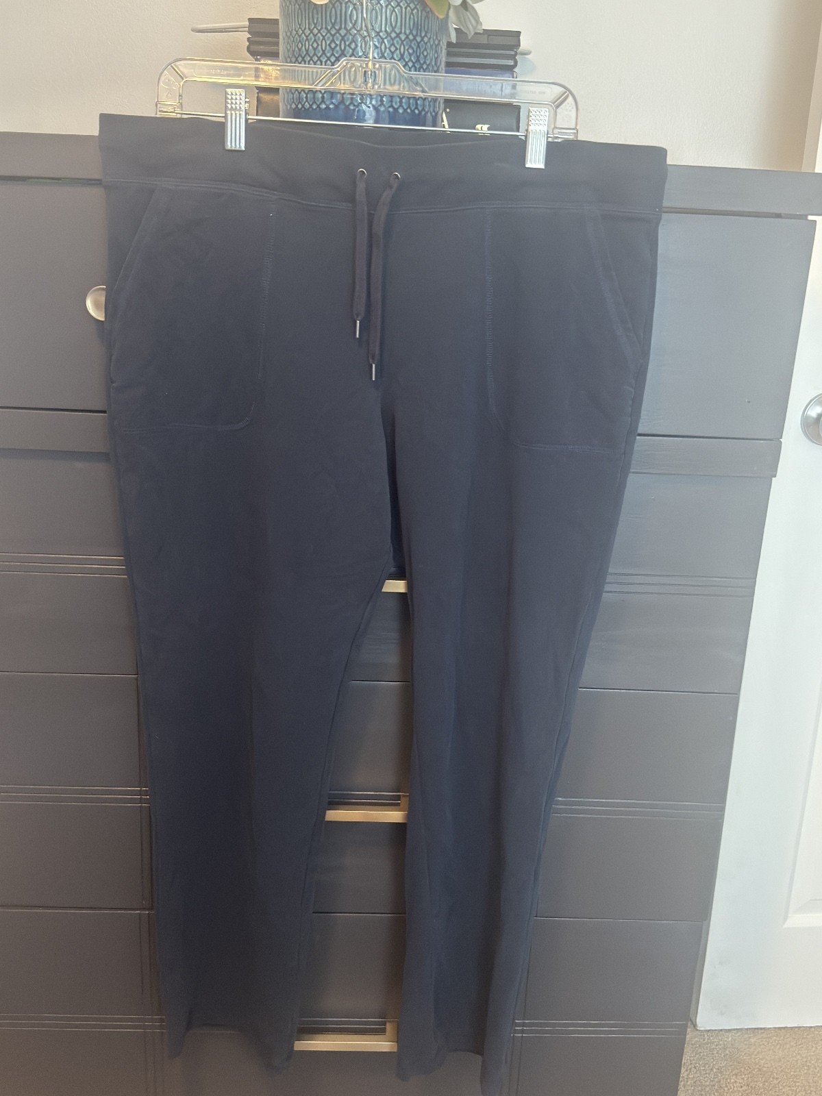 L.L.Bean Women\'s Black Cotton Spandex Jogger Pants Size L L.L.Bean Women\'s Black Cotton Spandex Jogger Pants Size L