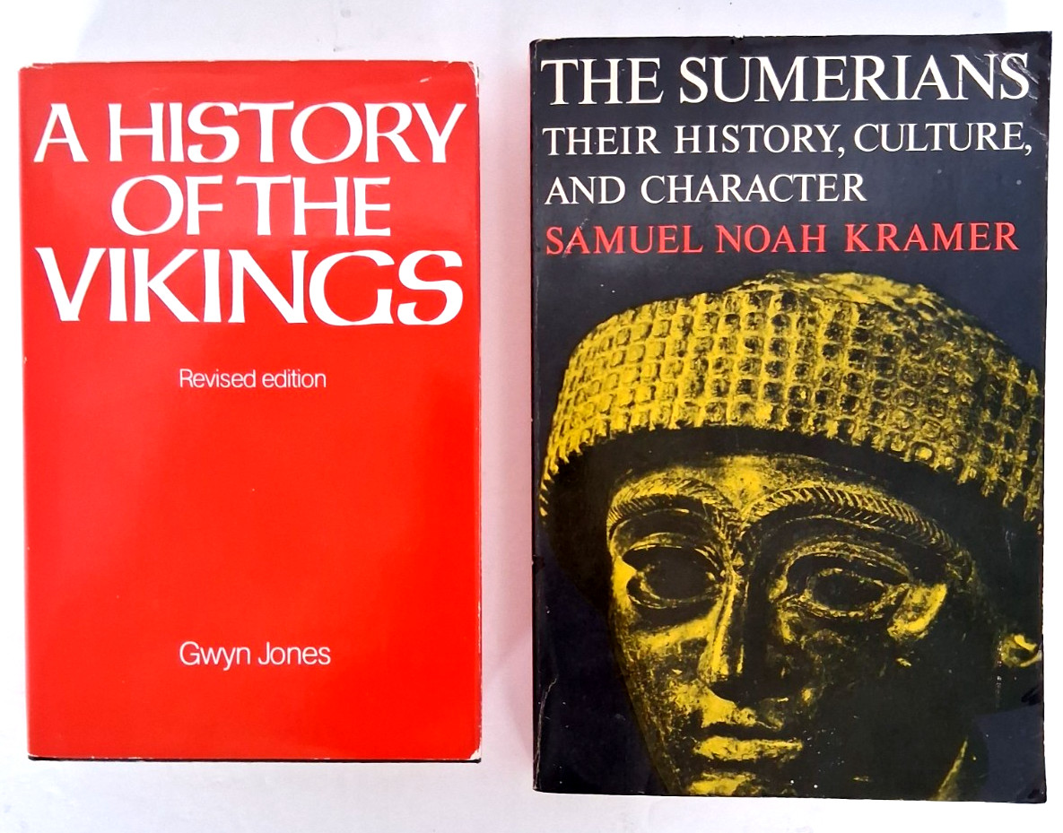 A History of the Vikings HC & DJ + Bonus Book: The Sumerians (ISBN 0226452387)