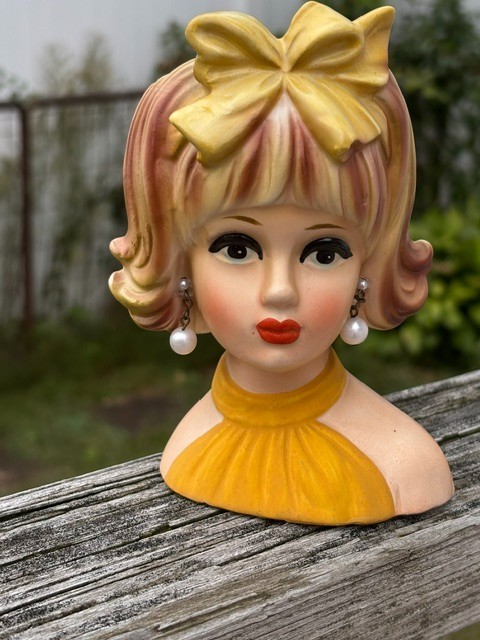 Vintage Lady Head Vase Big Yellow Bow Vintage Lady Head Vase Big Yellow Bow