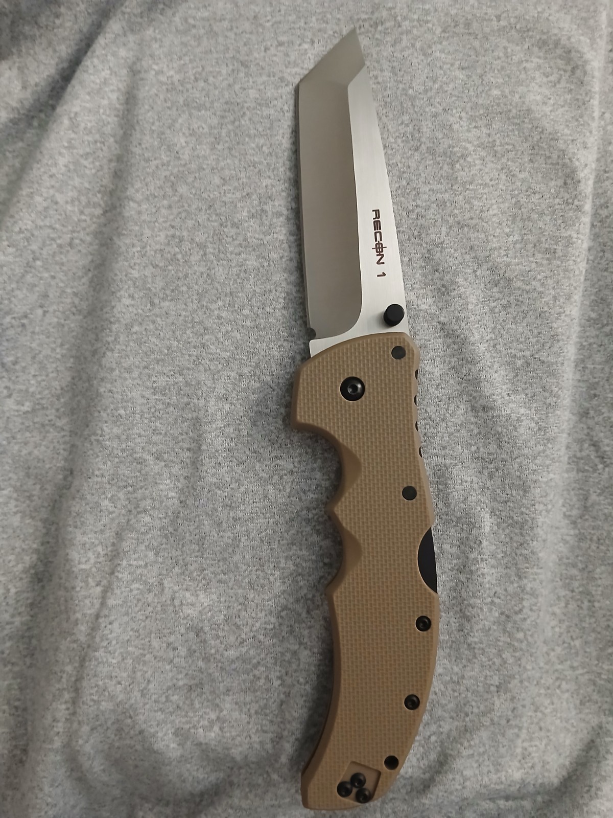 Cold Steel Recon 1 Coyote Tan CTS*HXP tanto Steel Grn Handle Plain Edge Cold Steel Recon 1 Coyote Tan CTS*HXP tanto Steel Grn Handle Plain Edge
