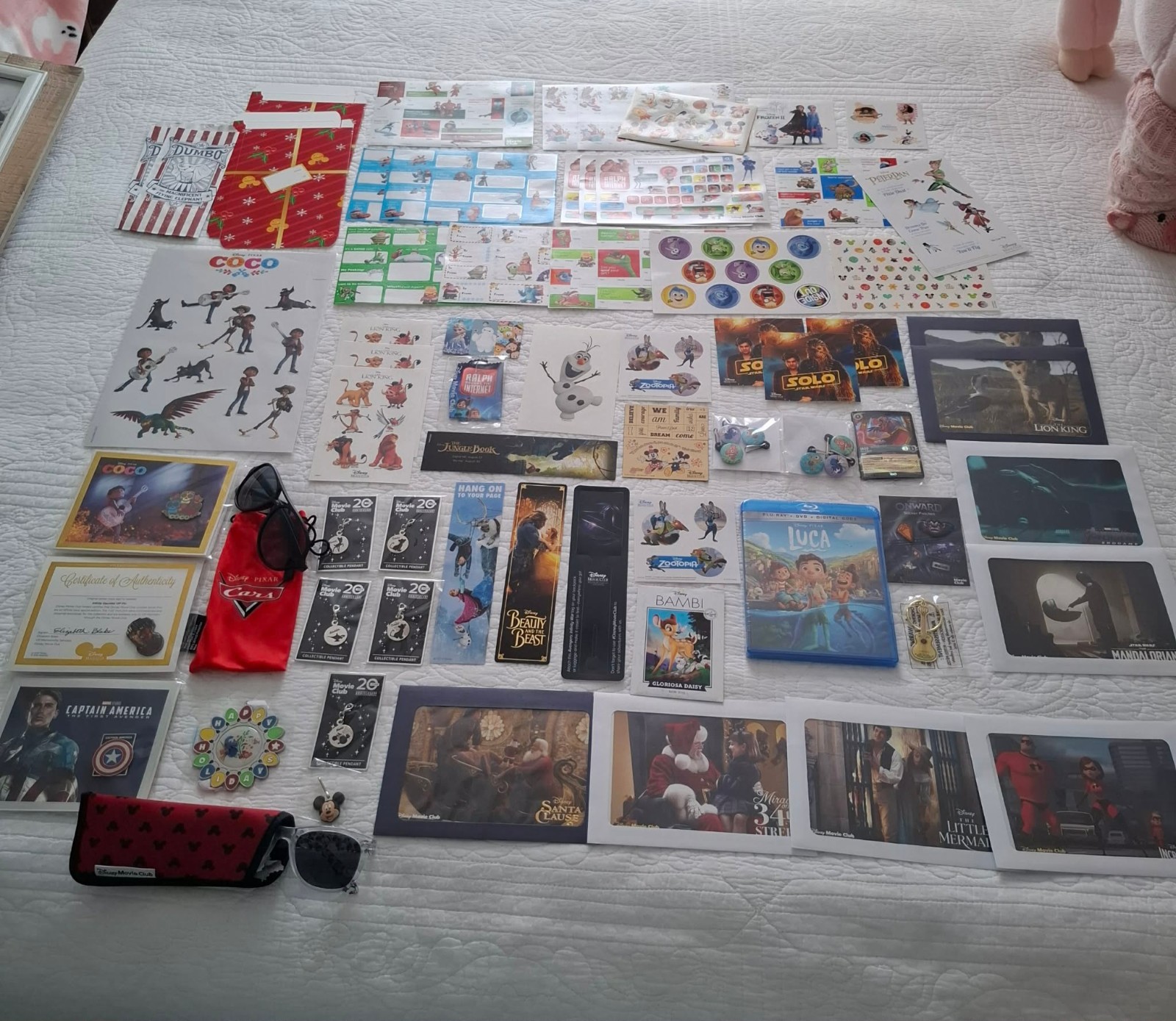 Huge Disney/Disney Movie Club VIP Lot Pins Blueray Lithographs Stickers & more