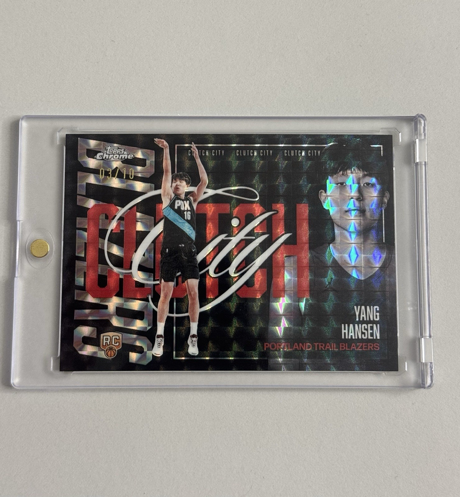 Yang Hansen 2025-26 Topps Chrome Update Clutch City Black Geometric /10 RC YQ-6