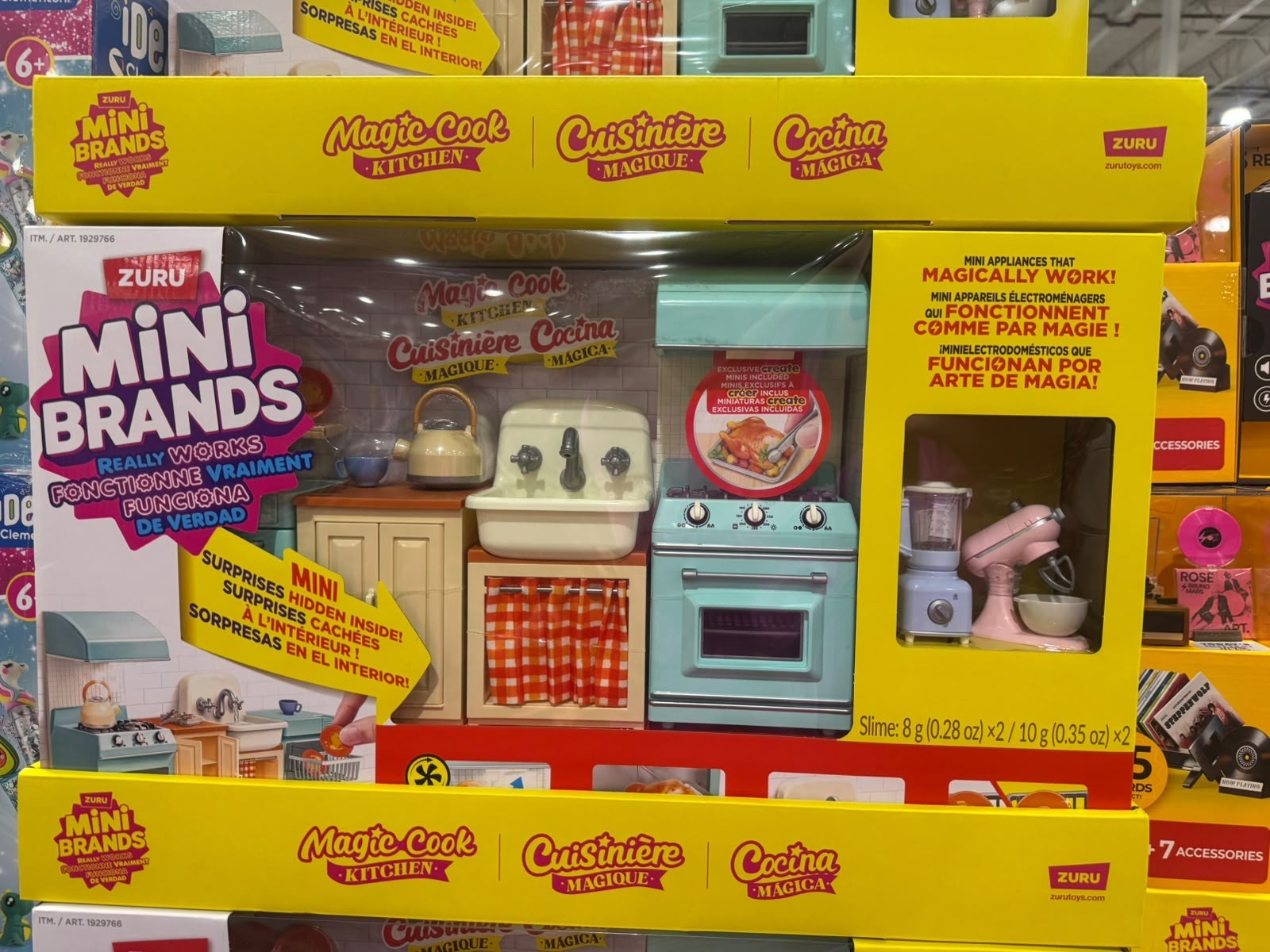 ZURU Mini Brands Magic Cook Kitchen Playset With Bonus Appliances