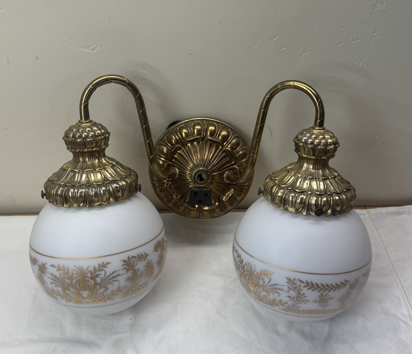 Vintage MCM Brass Wall Sconce Double Globe Milk Glass Gold Floral Light Fixture