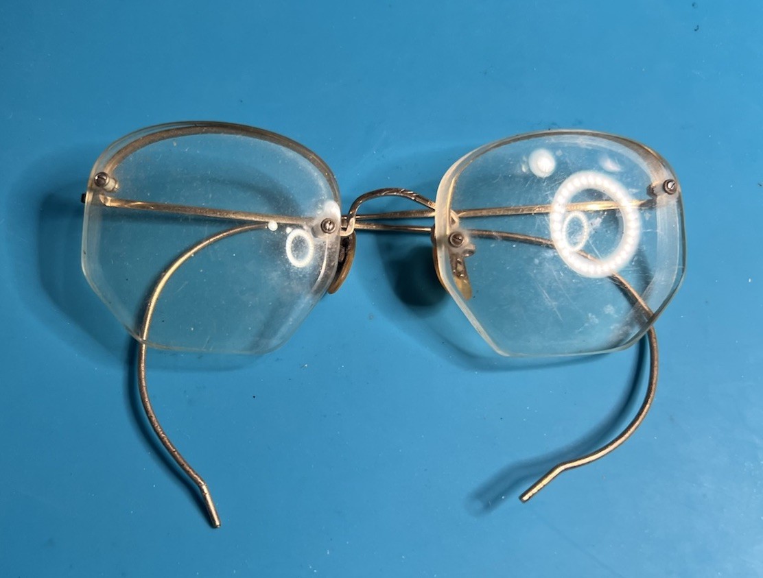 Vintage Bausch & Lomb Shuron 1/10 12K GF Rimless Eyeglasses Frames