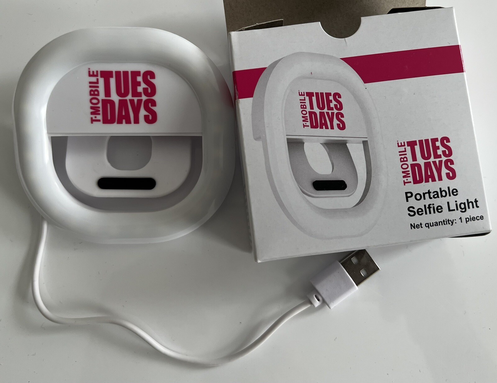T-MOBILE PORTABLE WHITE SELFIE LIGHT, THANK YOU TUESDAYS GIVEAWAYS NEW TIK TOK T-MOBILE PORTABLE WHITE SELFIE LIGHT, THANK YOU TUESDAYS GIVEAWAYS NEW TIK TOK