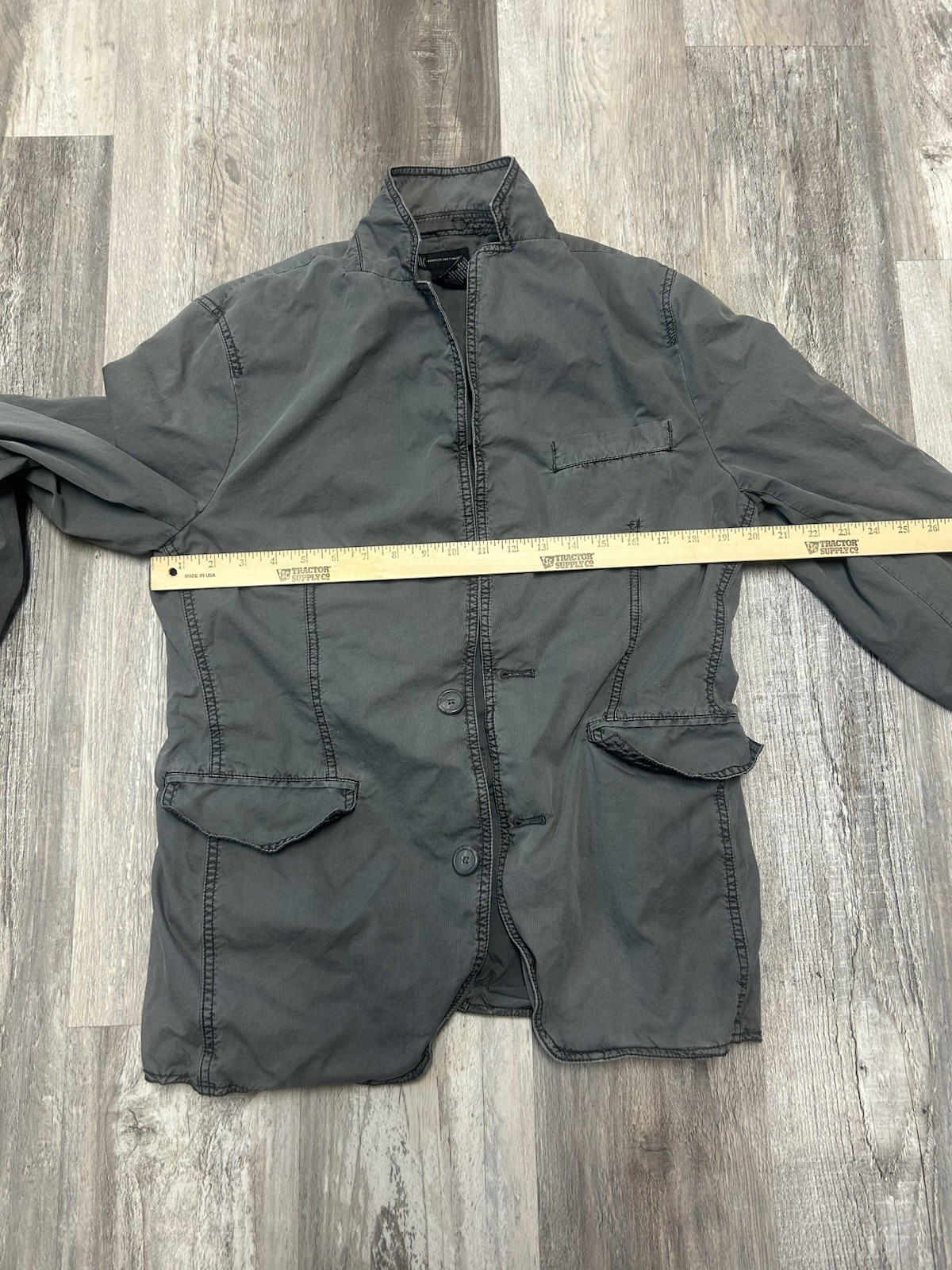 Women’s INC International Concepts Button Front Gray Jacket Size Medium. Women’s INC International Concepts Button Front Gray Jacket Size Medium.