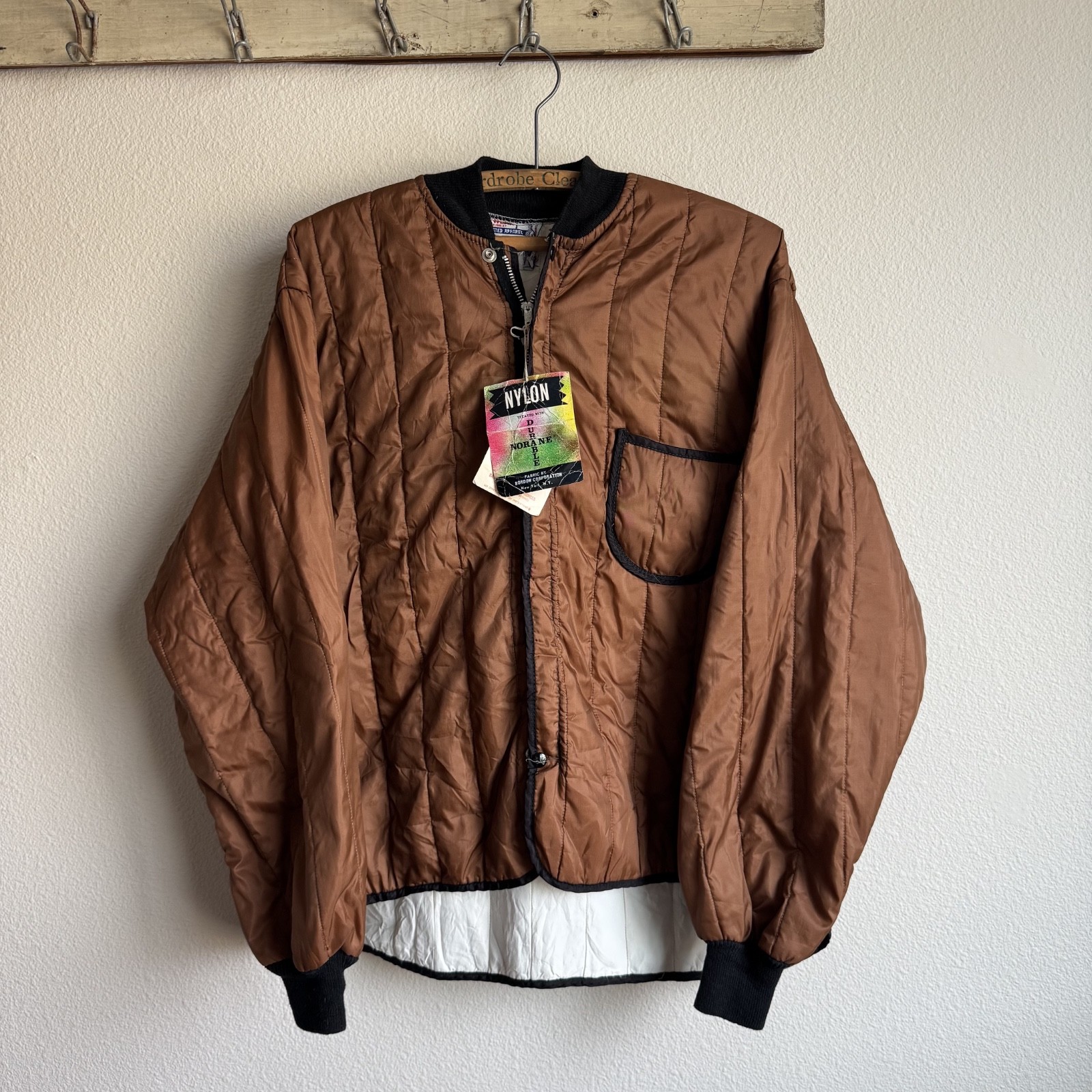 1960s Ice Wear NY Deadstock Quilted Thermal Jacket Large 1960s Ice Wear NY Deadstock Quilted Thermal Jacket Large