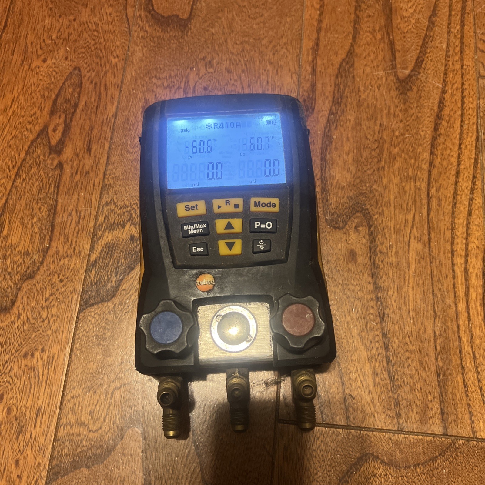 Testo 557s digital manifold with hoses Used No Case no hoses Testo 557s digital manifold with hoses Used No Case no hoses