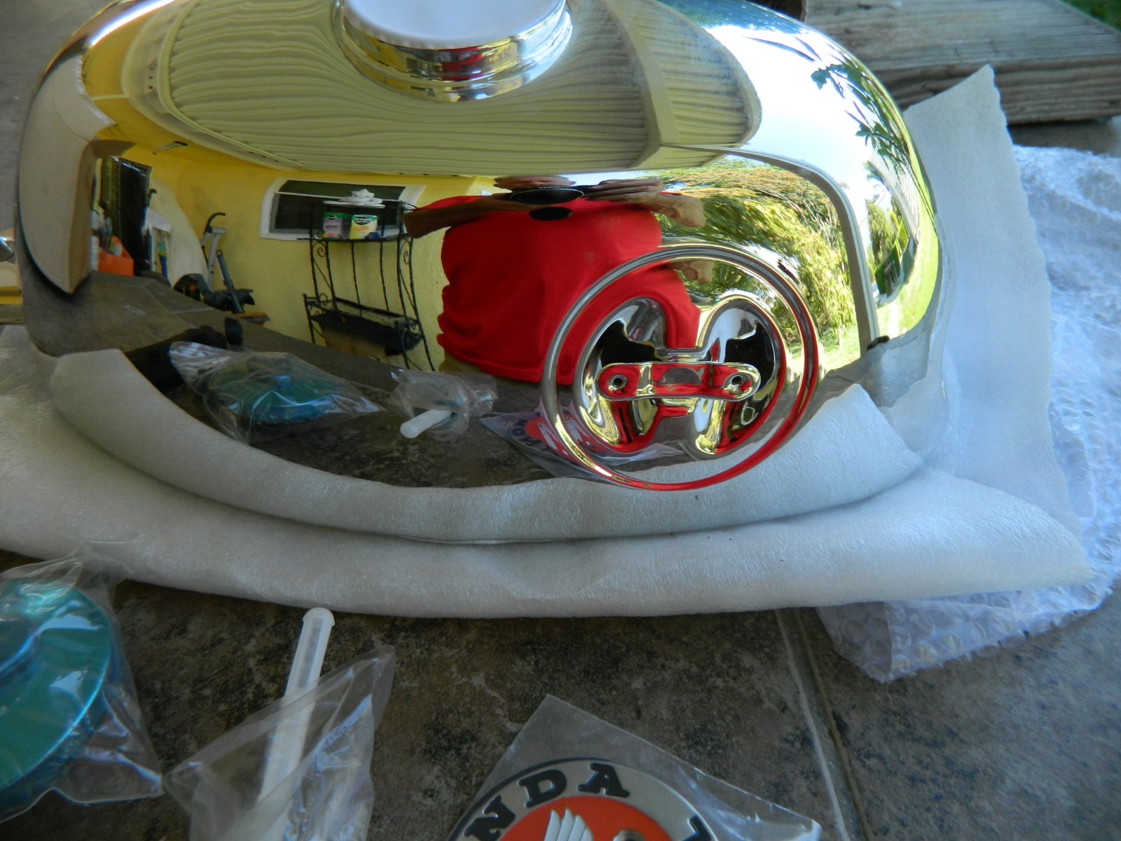 Rare z50 mini trail Chrome Gas tank with all mounting parts and locking gas cap Rare z50 mini trail Chrome Gas tank with all mounting parts and locking gas cap