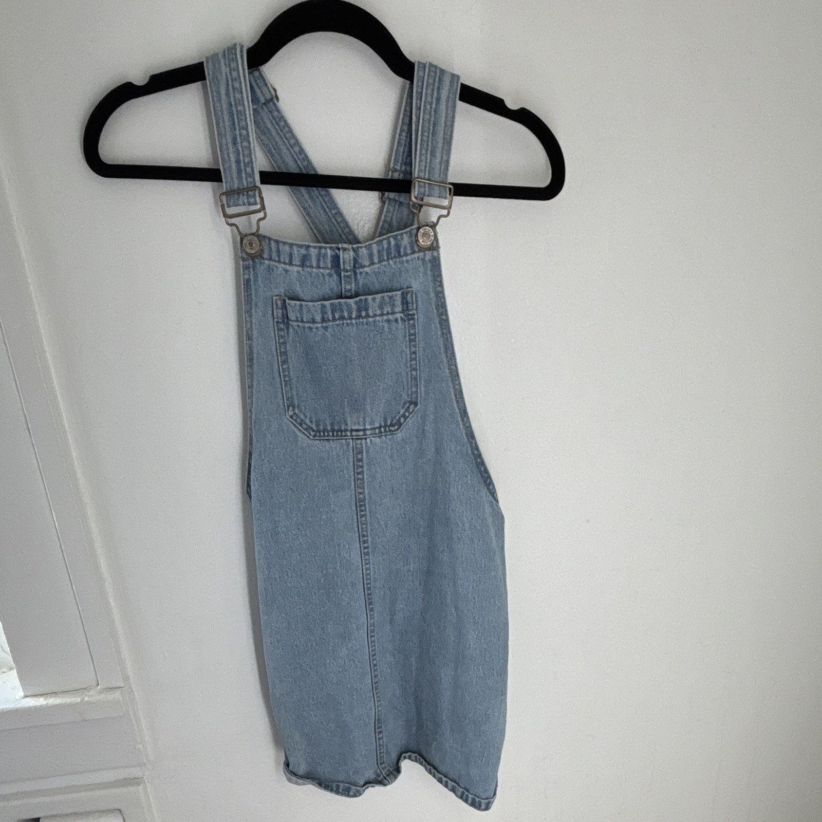 Forever 21 Women\'s Blue Denim Jumper Dress Size Small