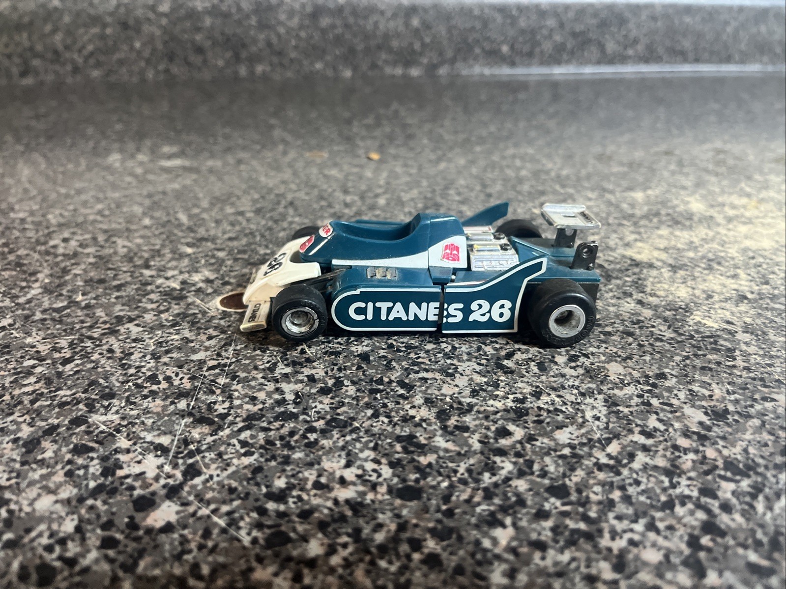 Vintage 1984 Transformers G1 Mirage Autobot Spy Complete Original Hasbro Takara Vintage 1984 Transformers G1 Mirage Autobot Spy Complete Original Hasbro Takara