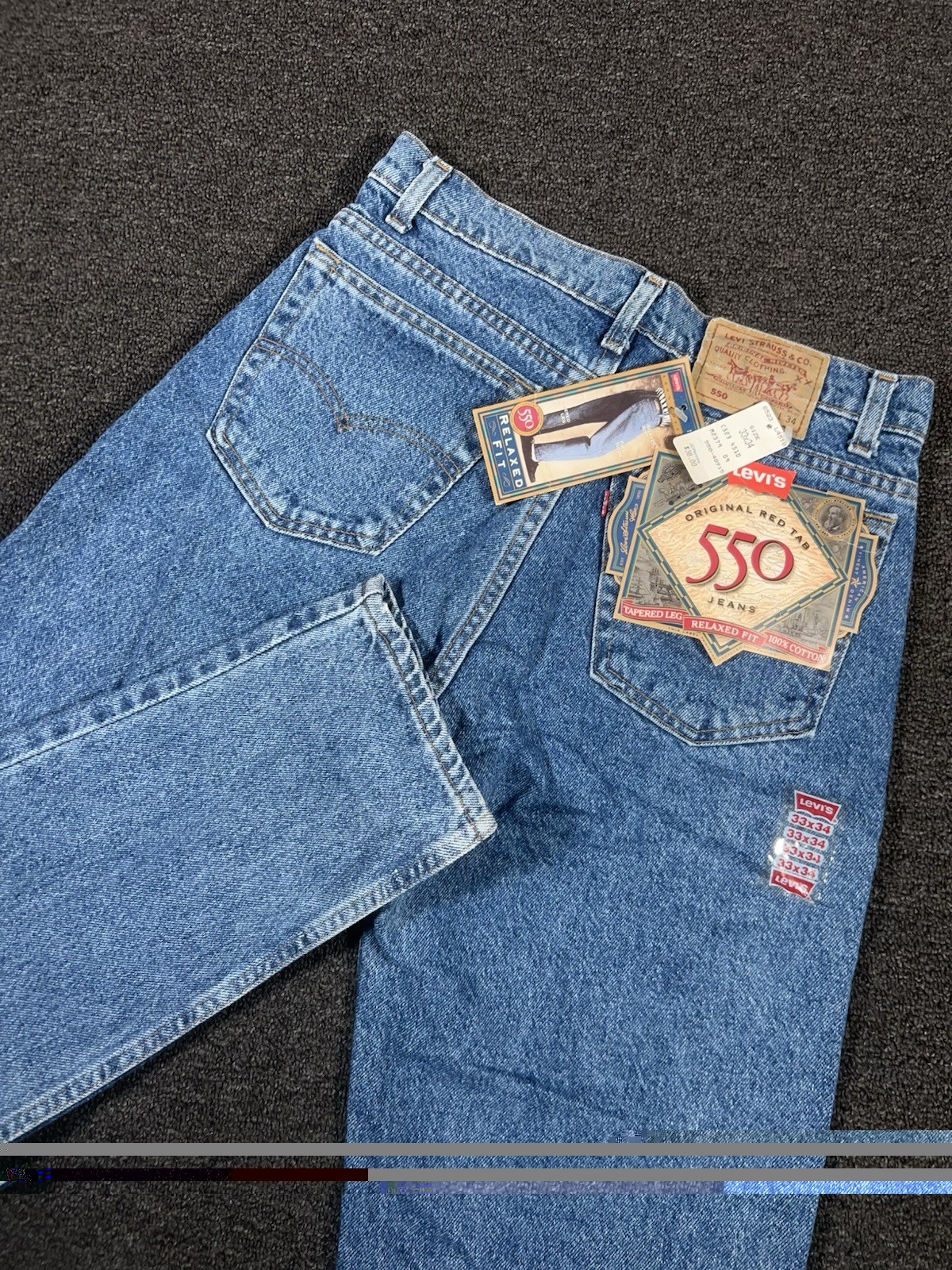Vintage Deadstock Levi’s 550 Jeans Men 33x34 (Fits 32x34) Blue Made In USA 90s Vintage Deadstock Levi’s 550 Jeans Men 33x34 (Fits 32x34) Blue Made In USA 90s